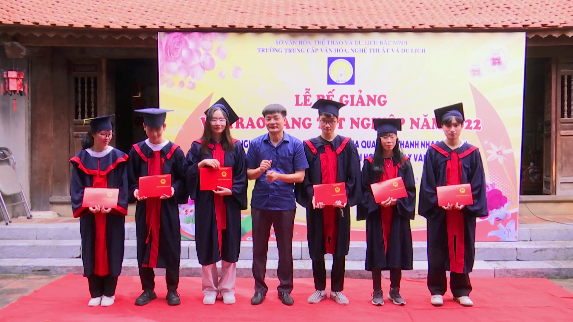 truong_TC_VHNTDL_tot_nghiep(1)