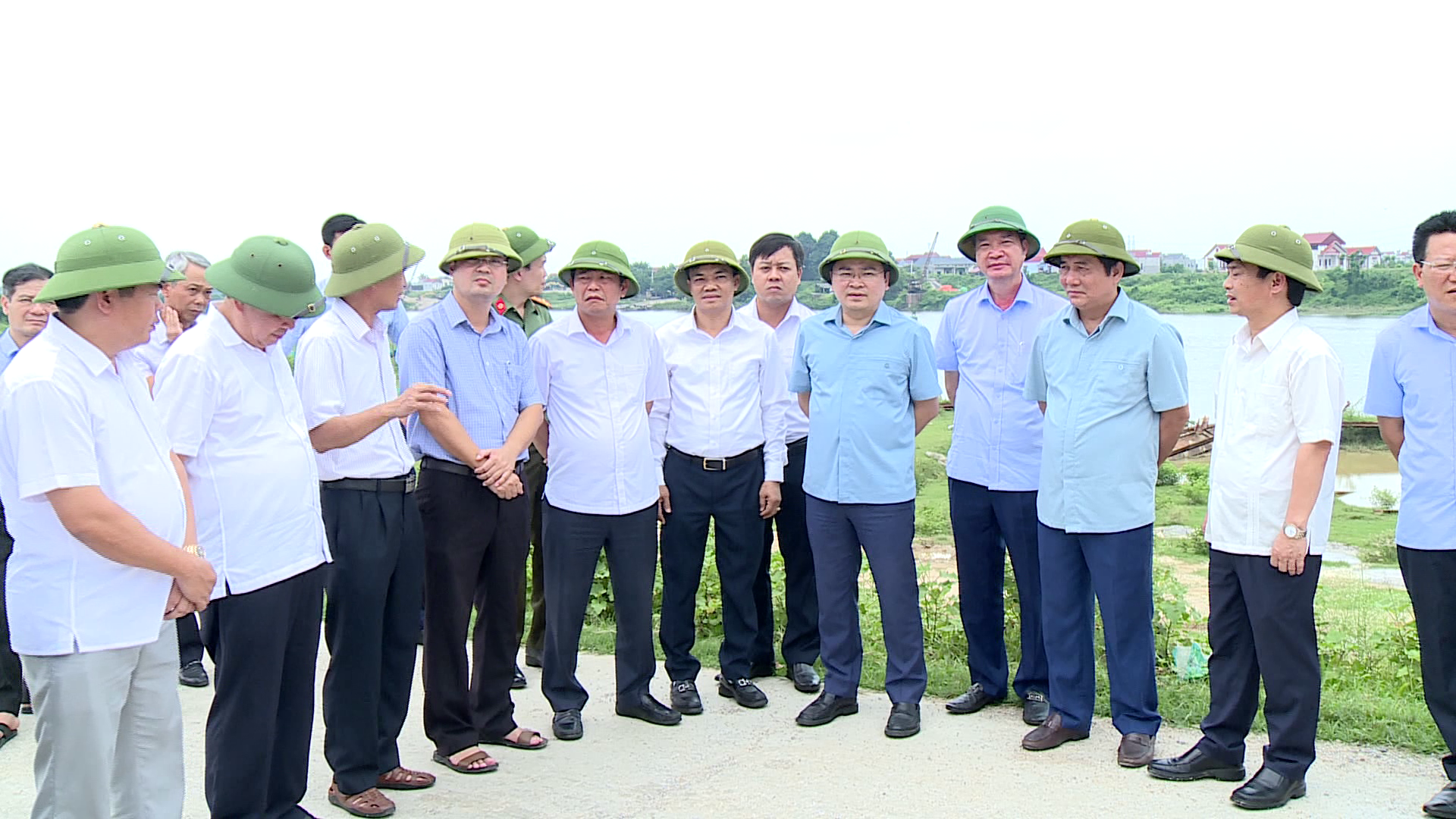 Bi_thu_tinh_uy_kt_mot_so_du_an_giao_thong_trong_diem(1).png