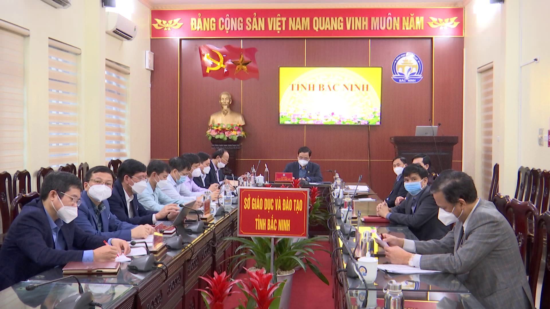 TRUC_TUYEN_BO_GD_DT_T.TUC_TR.KHAI_GDDP2018(1)