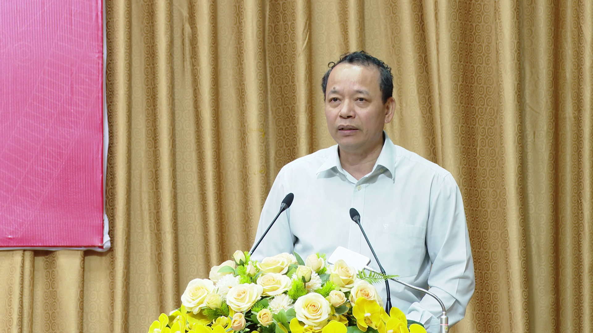 Tin_hoi_nghi_TW_9(2)