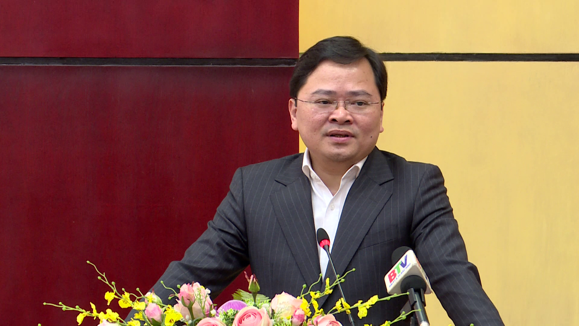 tong_ket_phong_trao_thi_dua_30_ngay_dem_hoan_thanh_di_chuyen_nghia_trang_mo_chi_du_an_dau_tu_xay_dung_duong_vanh_dai_4(3)