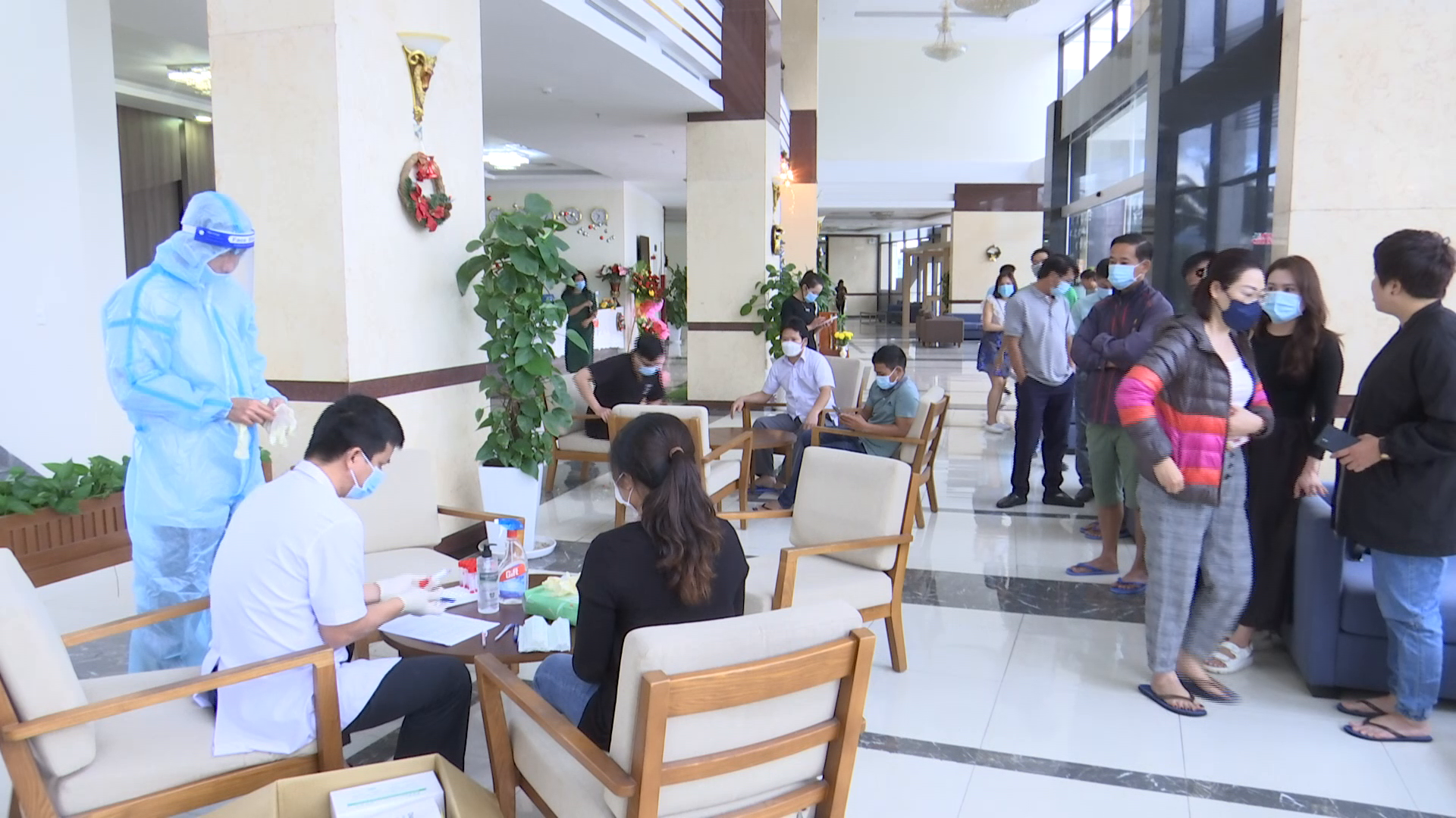 TEST_COVID_CHO_DOAN_PHONG_VIEN_TAC_NGHIEP(6)