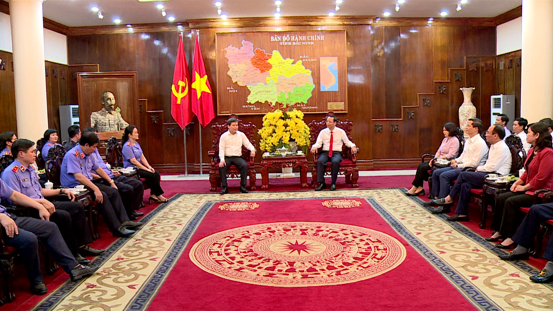 Thuong_truc_tinh_uy_tiep_doan_vien_truong_vien_kiem_soat_nhan_dan_toi_cao(1)