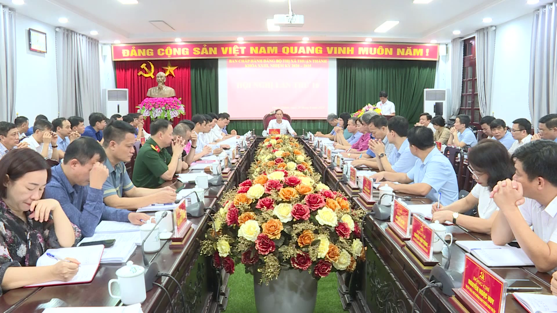 BCH_THI_XA_THUAN_THANH(1)