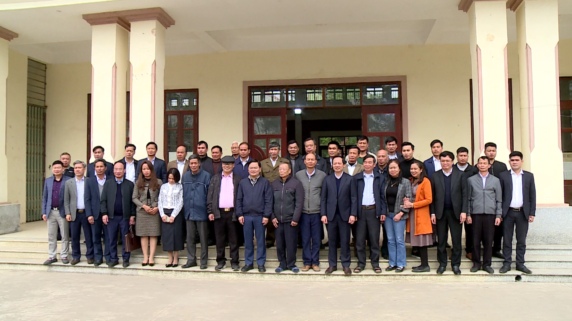Bi_thu_du_SHCB_tai_xa_han_quang(2)