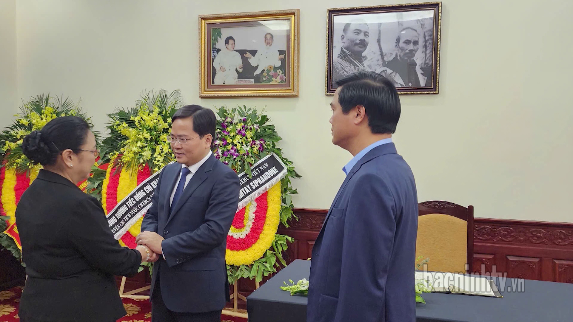 Ld_tinh_chia_buon_cung_dai_dien_dai_su_quan