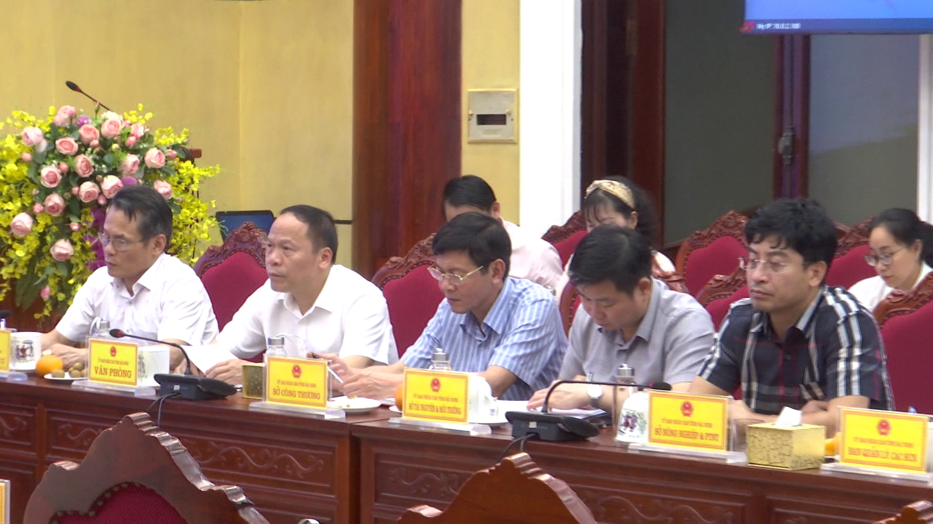 DAY_MANH_NGOAI_GIAO(4).png