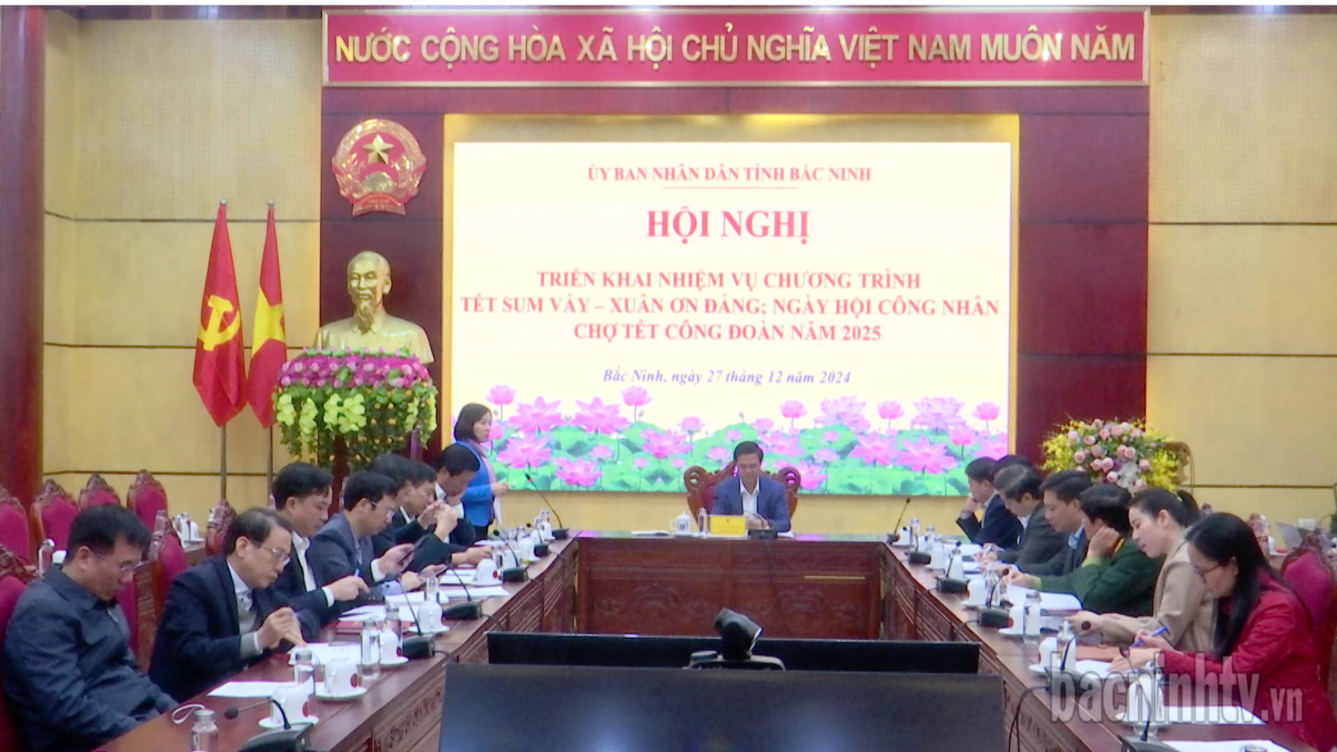 toan_tet_sum_vay