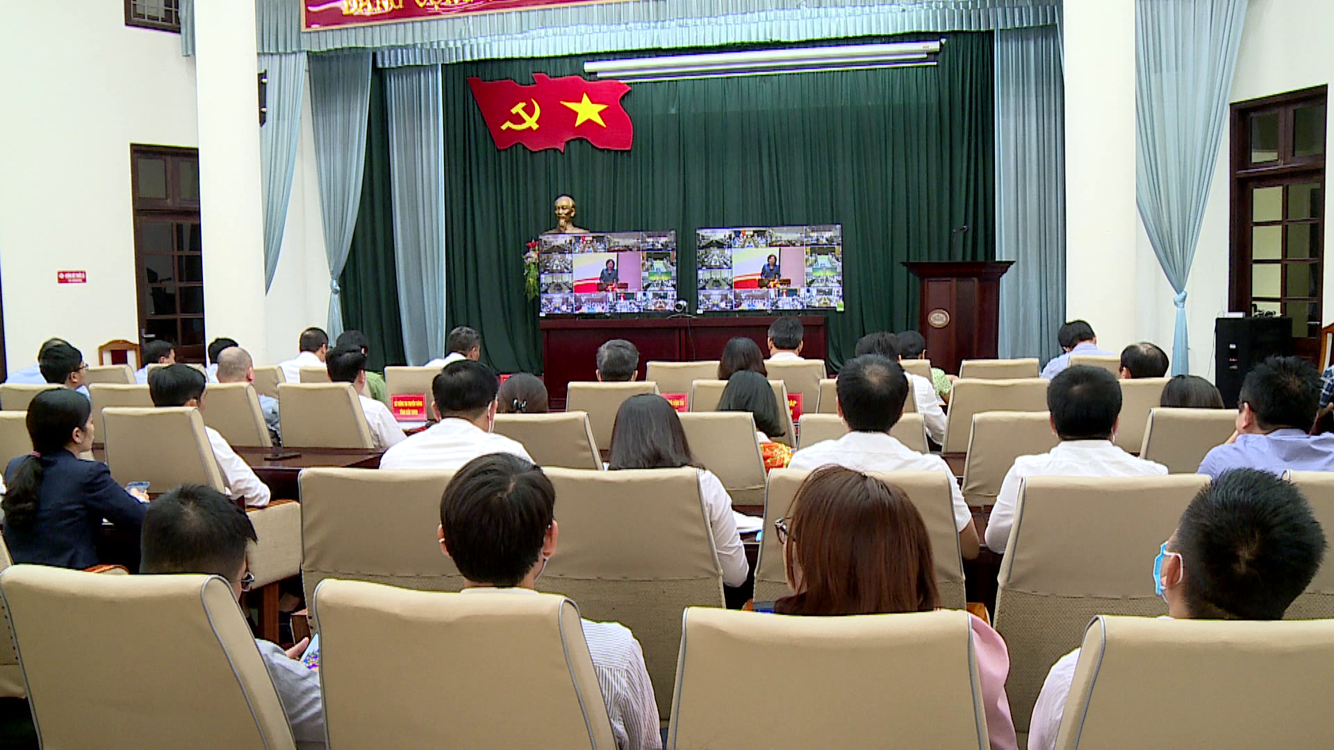 Trien_khai_chuong_trinh_ho_tro_lai_xuat_theo_nghi_dinh_so_31(1)