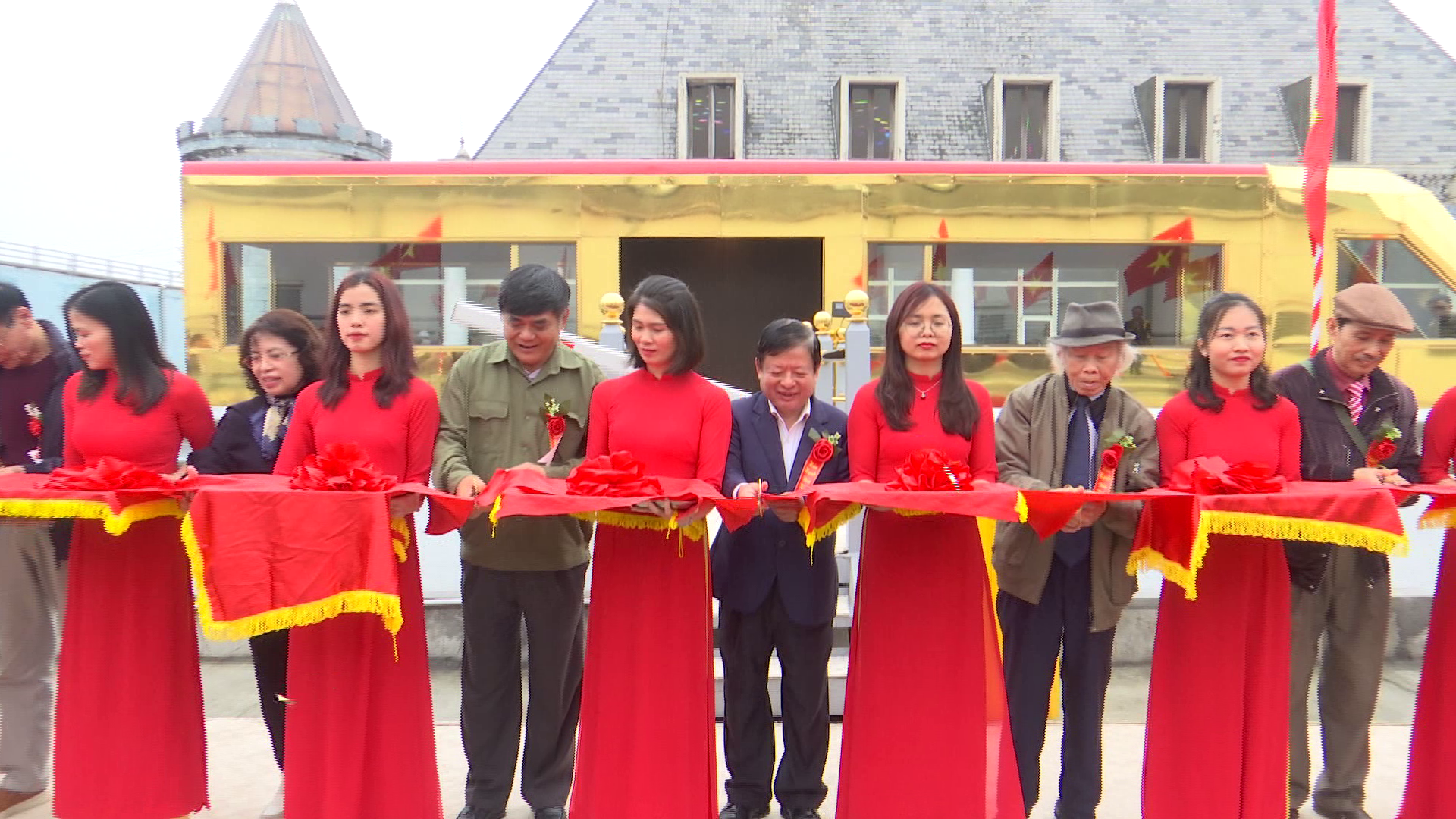 KHANH_THANH_DUONG_CAO_TOC_TREN_CAO(2)