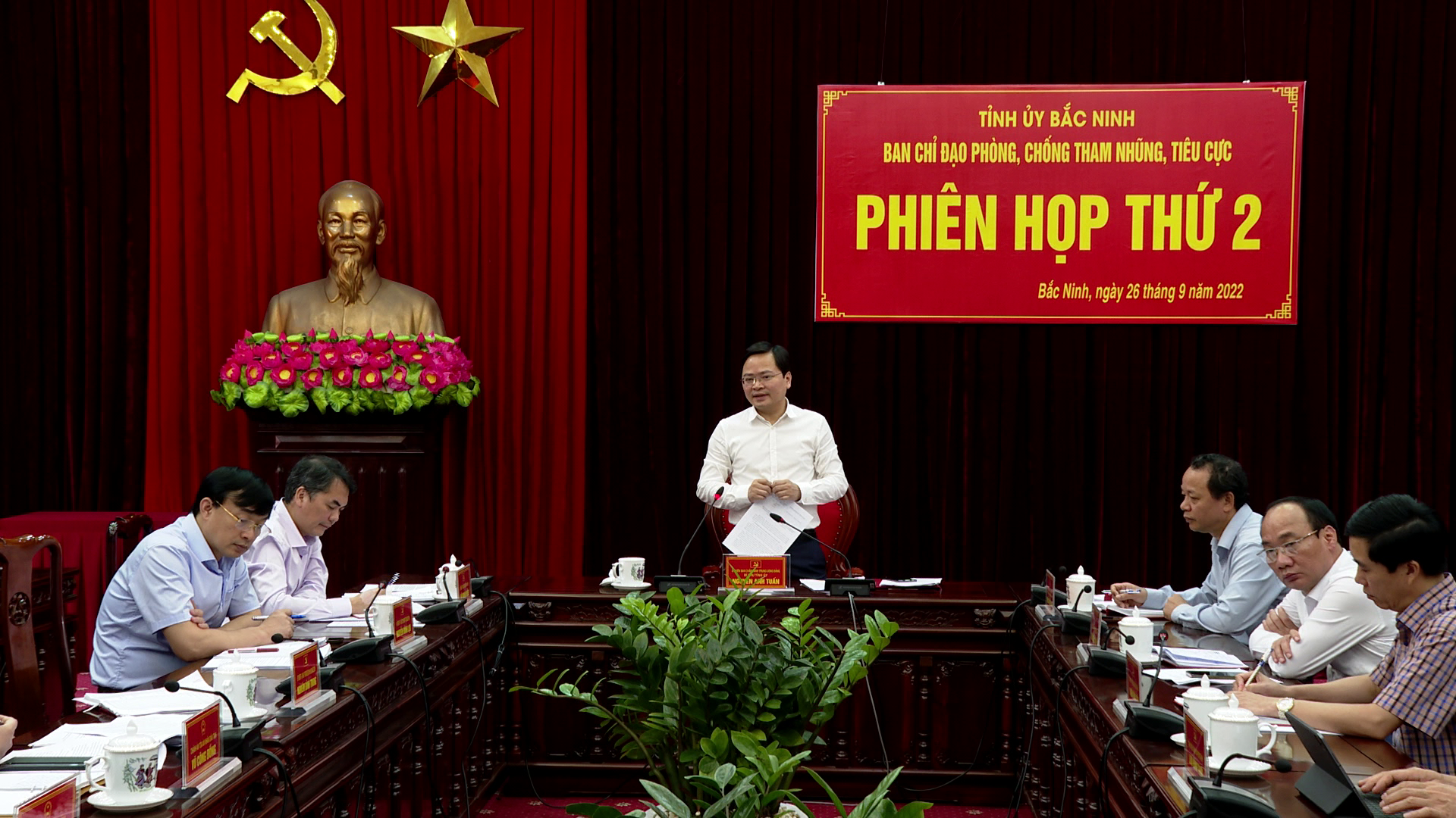 Phien_hop_thu_2_PC_tieu_cuc_tham_nhung_ok(1)_(1)