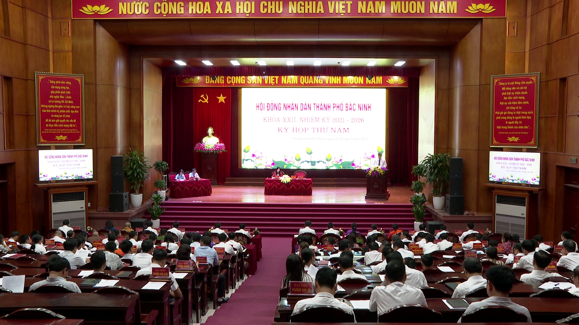 Ky_hop_giua_nam_HDND_TPBN(1)