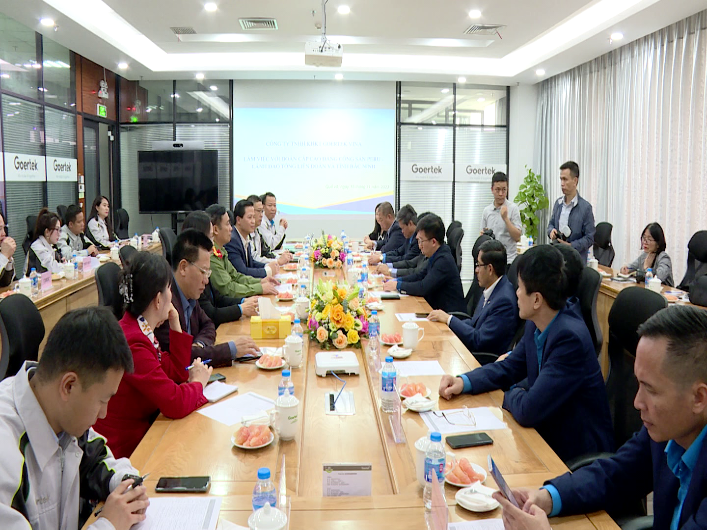 PCT_TT_lam_viec_voi_doan_Peru_tai_goertek(1)