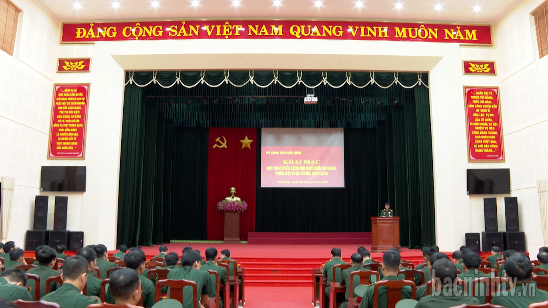 toan_hoi_thao
