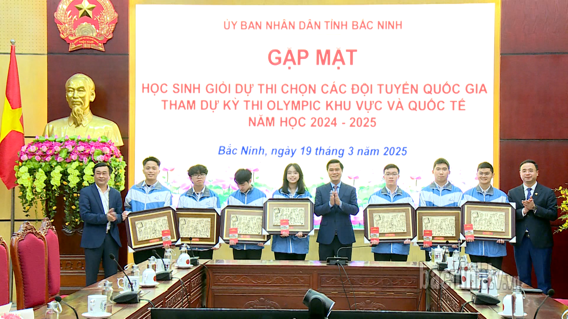 pct_tang_qua_hoc_sinh