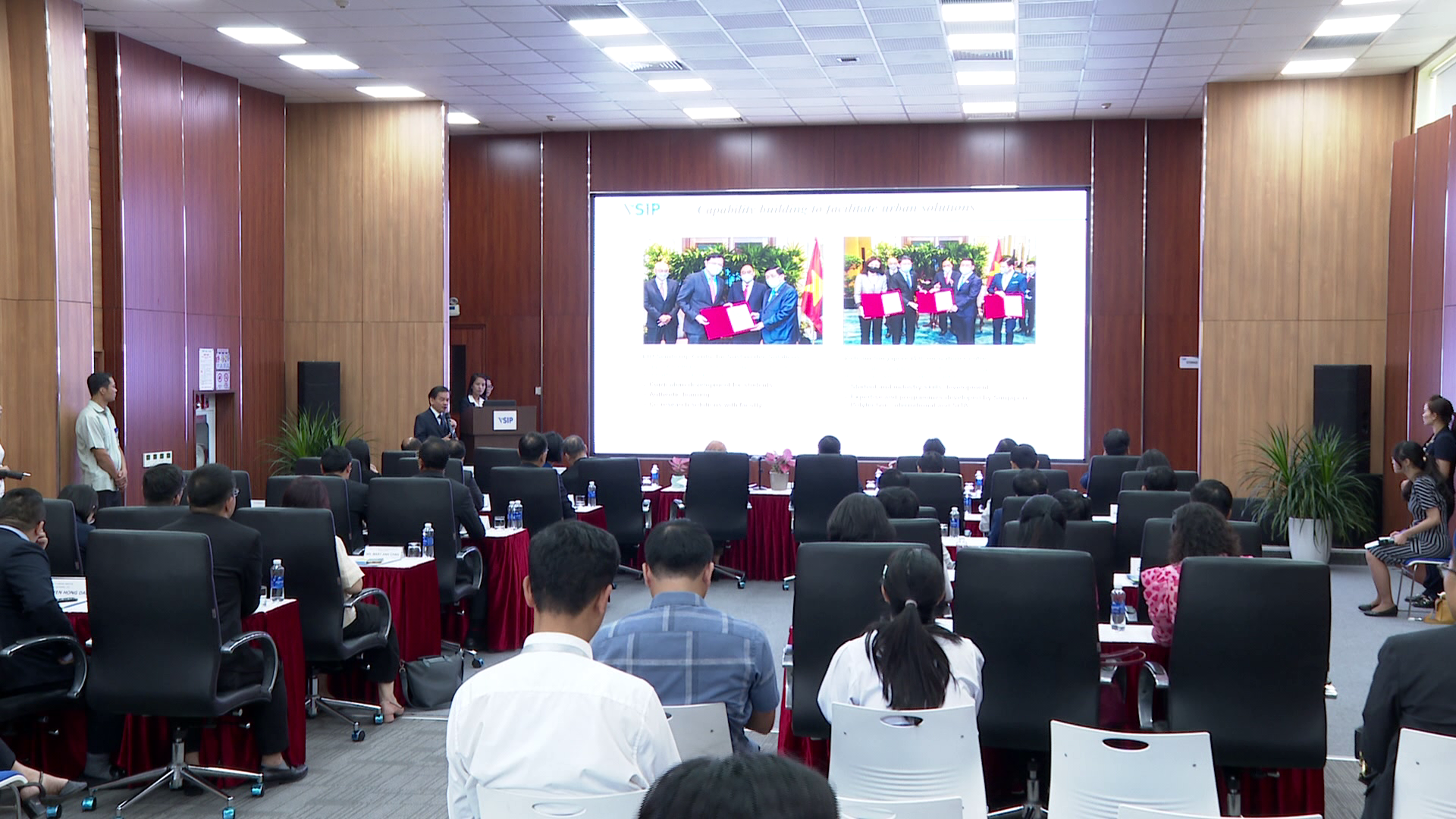 Tong_thong_Sinhgapho_tham_Visip(3)