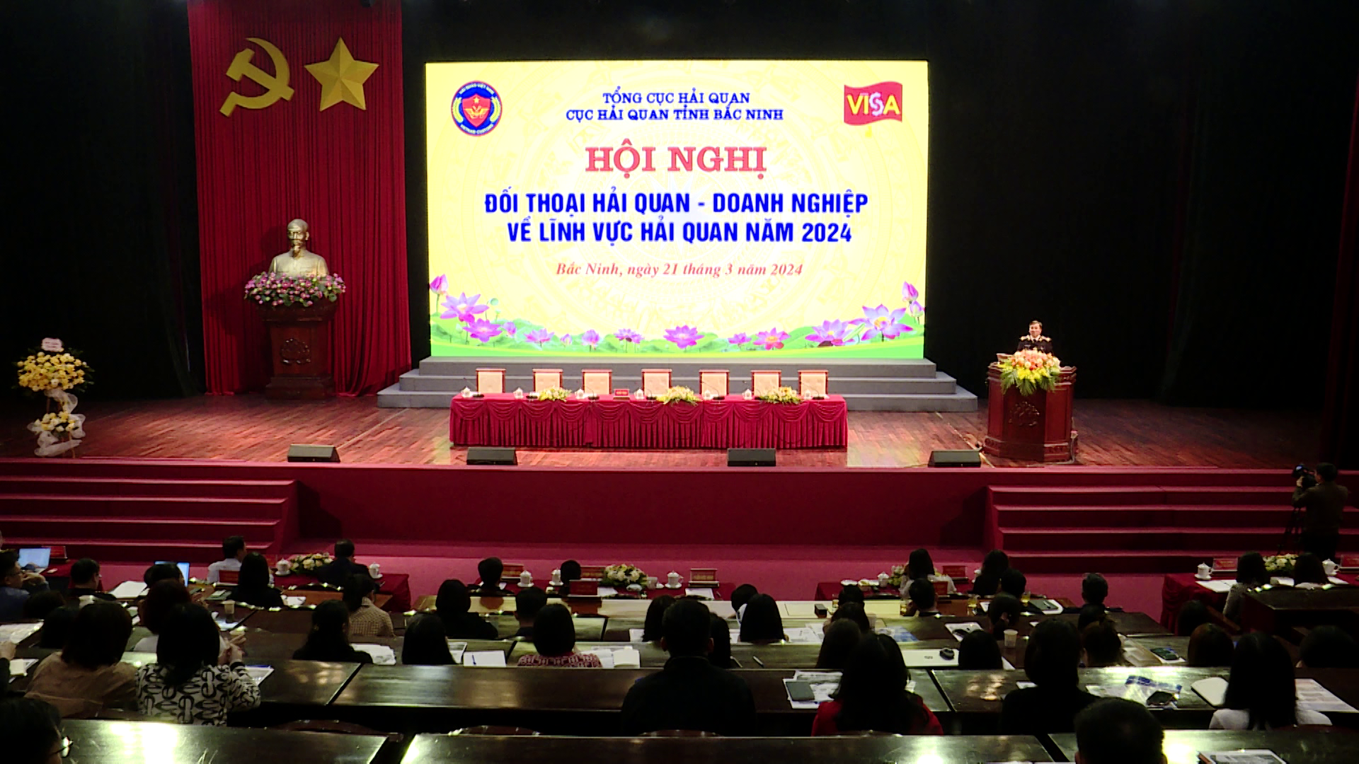 Tin_DOI_THOAI_DOANH_NGHIEP_VE_LINH_VUC_HAI_QUAN(1)_(1)