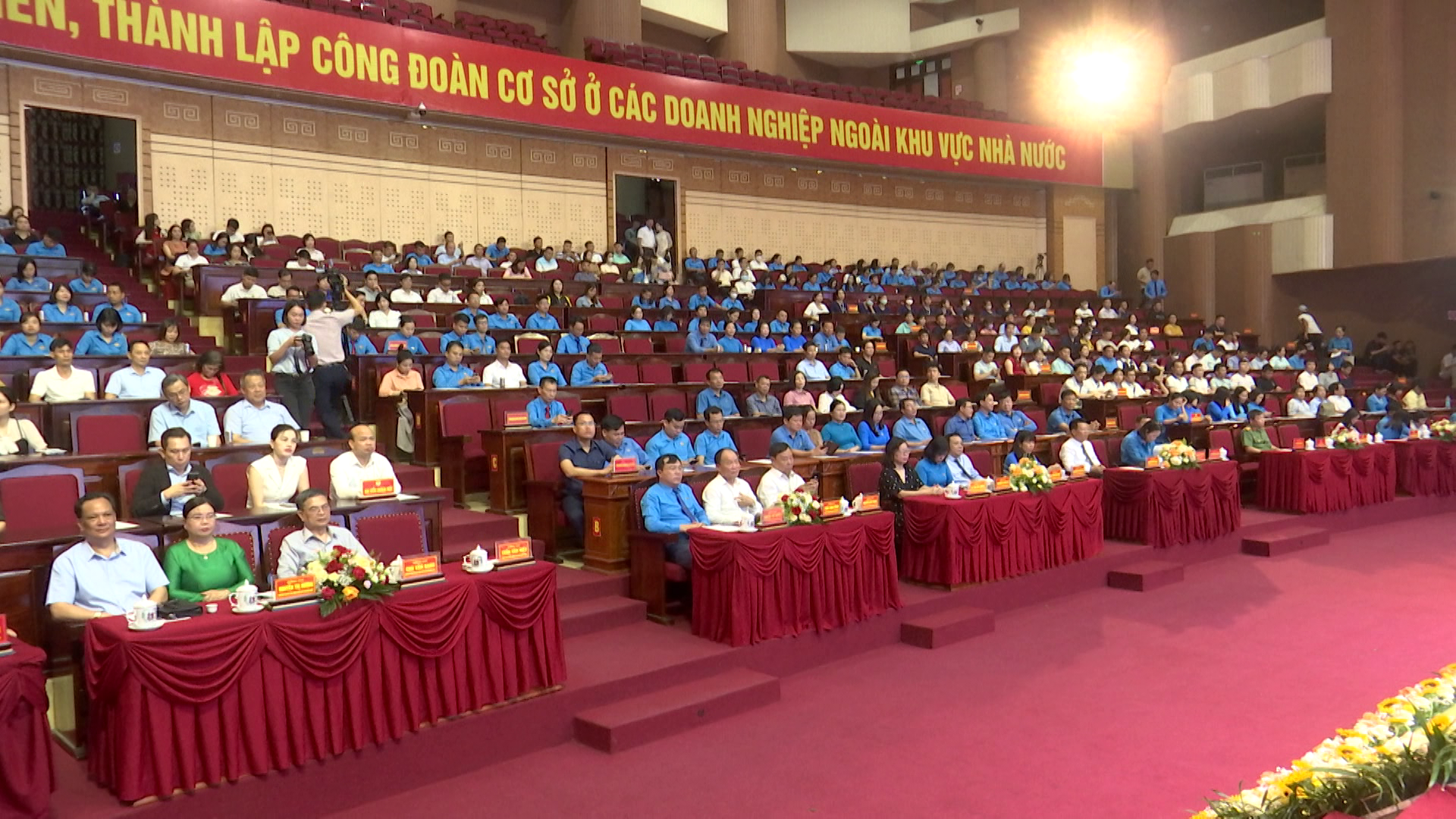 Tin_Cong_doan_KCN_to_chuc_ki_niem_20_nam_thanh_lap(1)