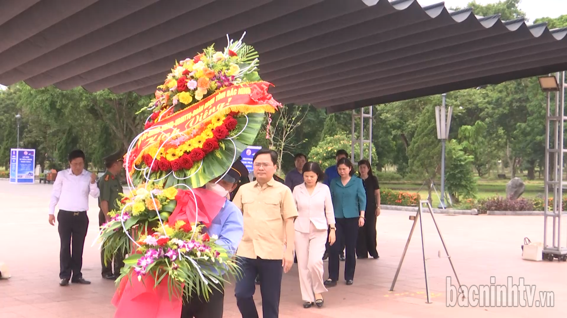 dang_hoa_thanh_co(1)