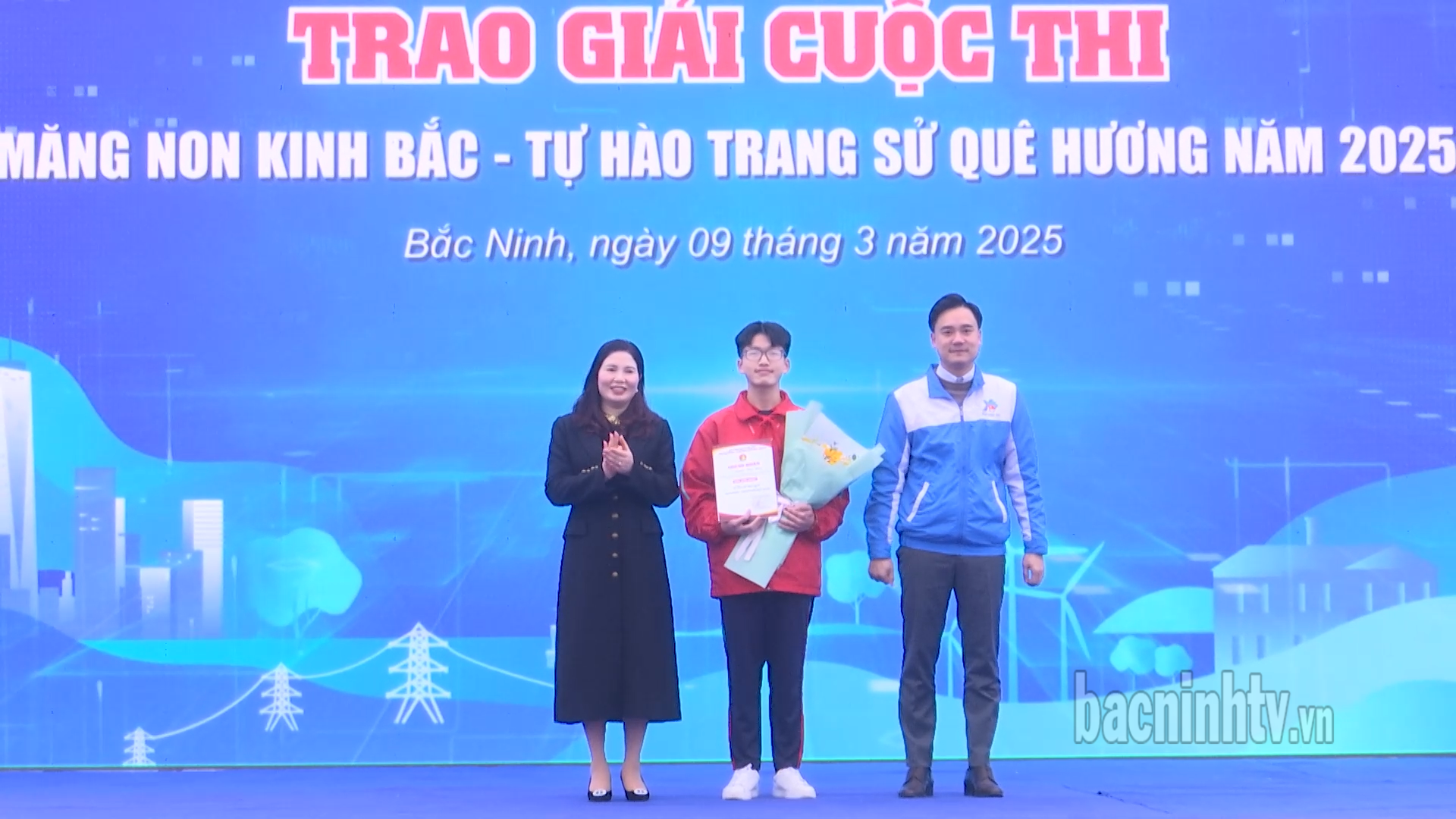 trao_giai_cuoc_thi