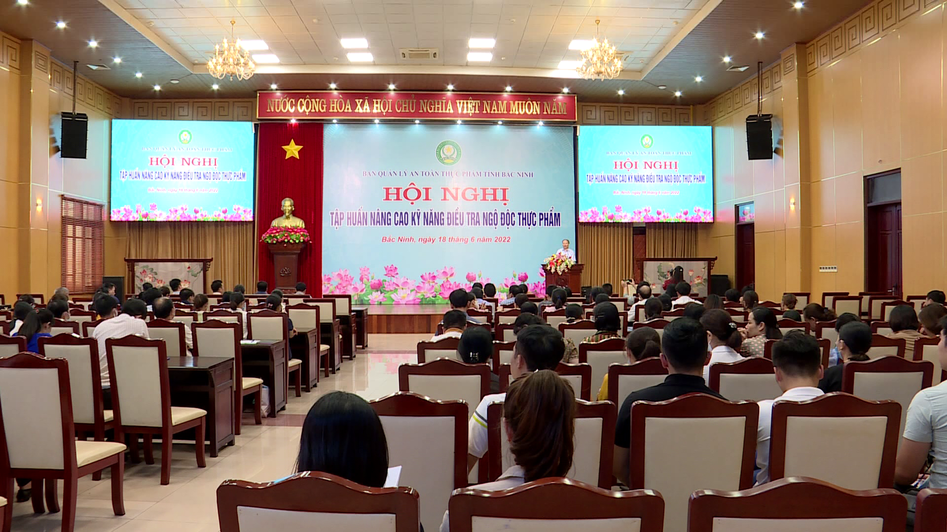Tap_huan_cong_tac_Dieu_tra_ngo_doc_thuc_phap(1)