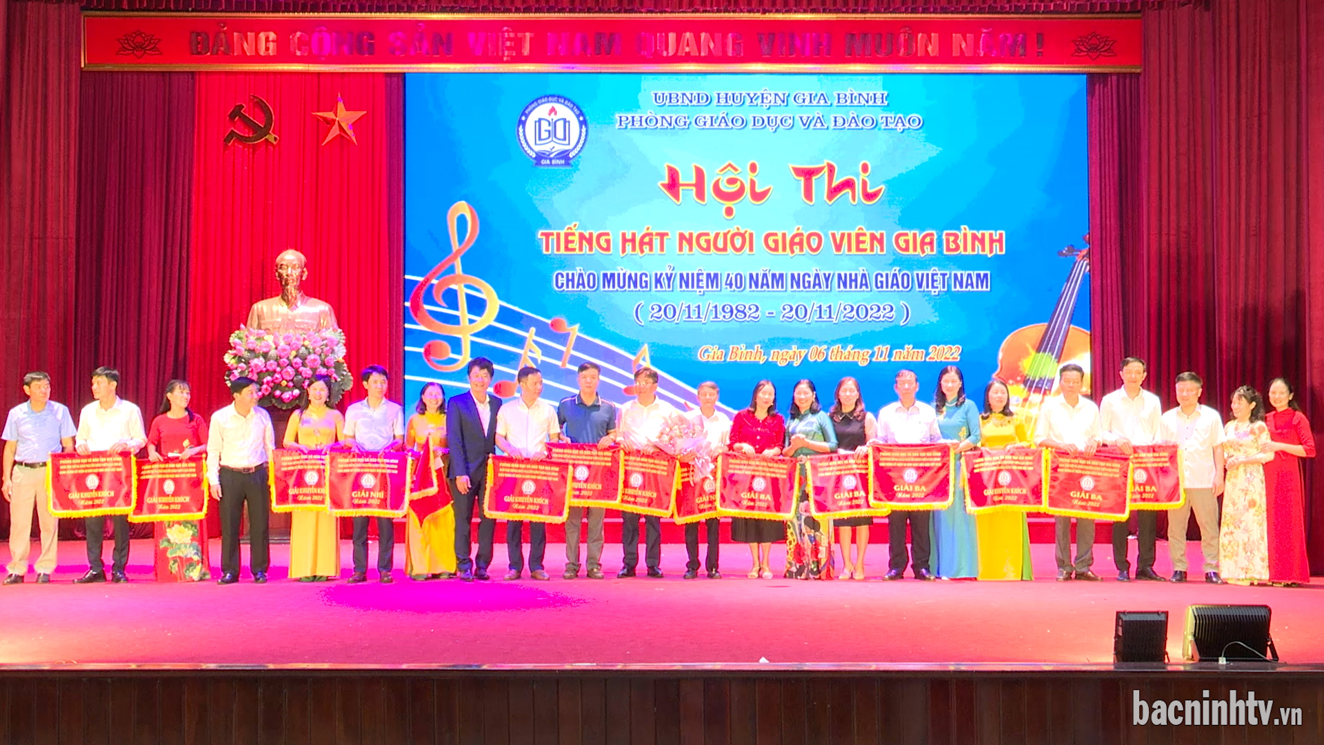 thi_hat_gia_Binh