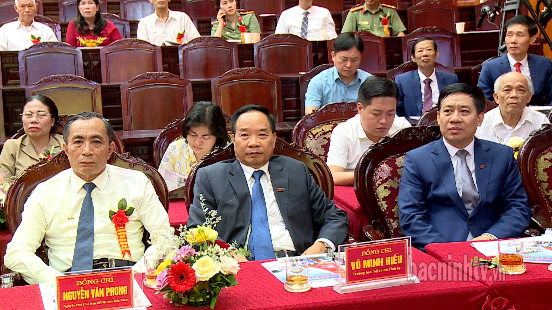 o_phong_khi_toan