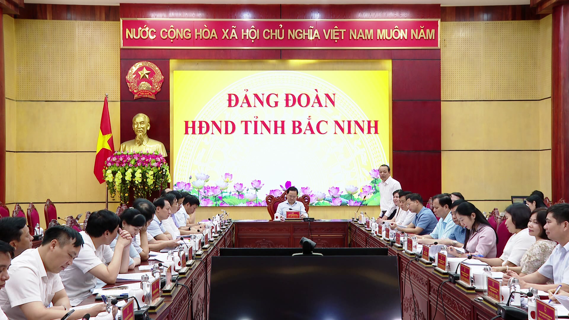 Bi_thu_lam_viec_HDND_tinh(1)