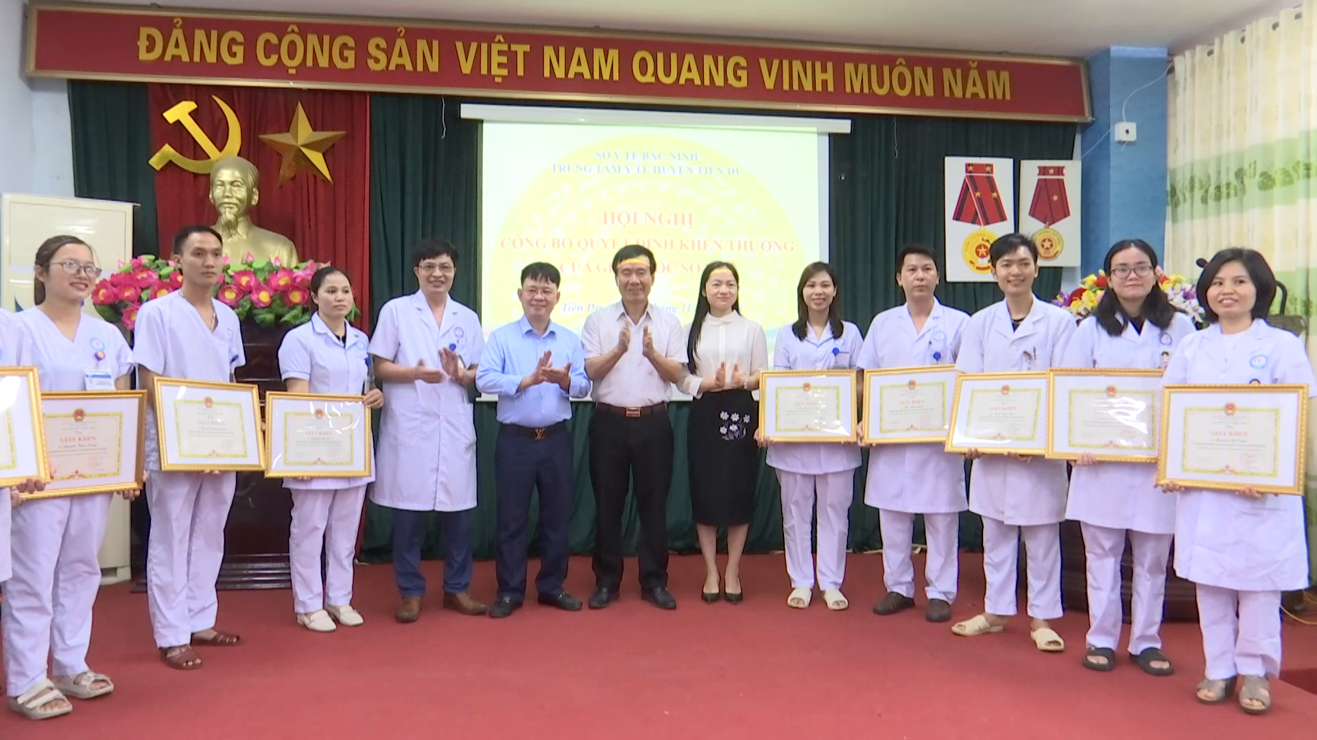 ttyt_tien_du_khen_thuong(1)