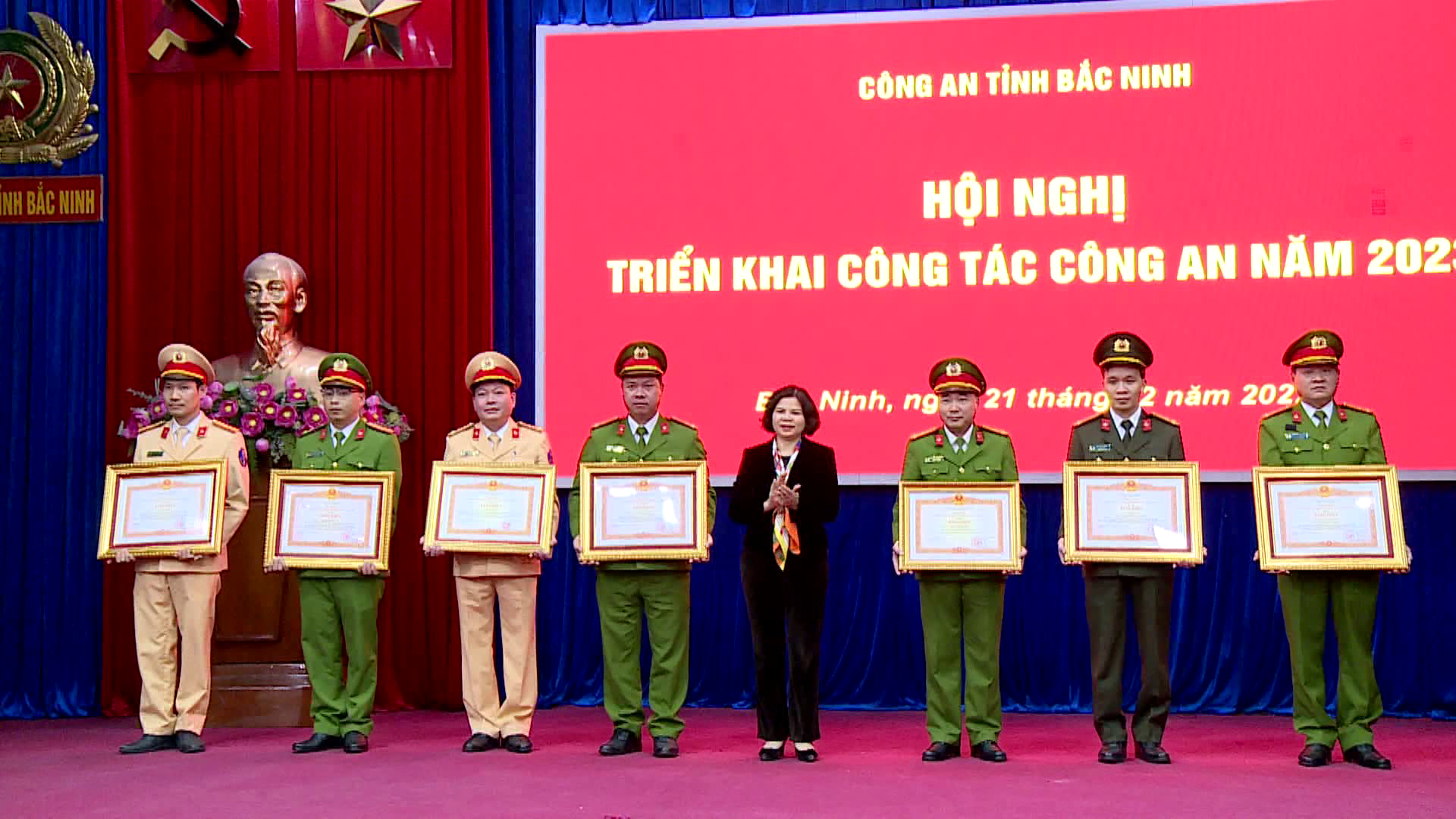 Cong_an_tinh_trien_khai_nhiem_vu_nam_2023(2)