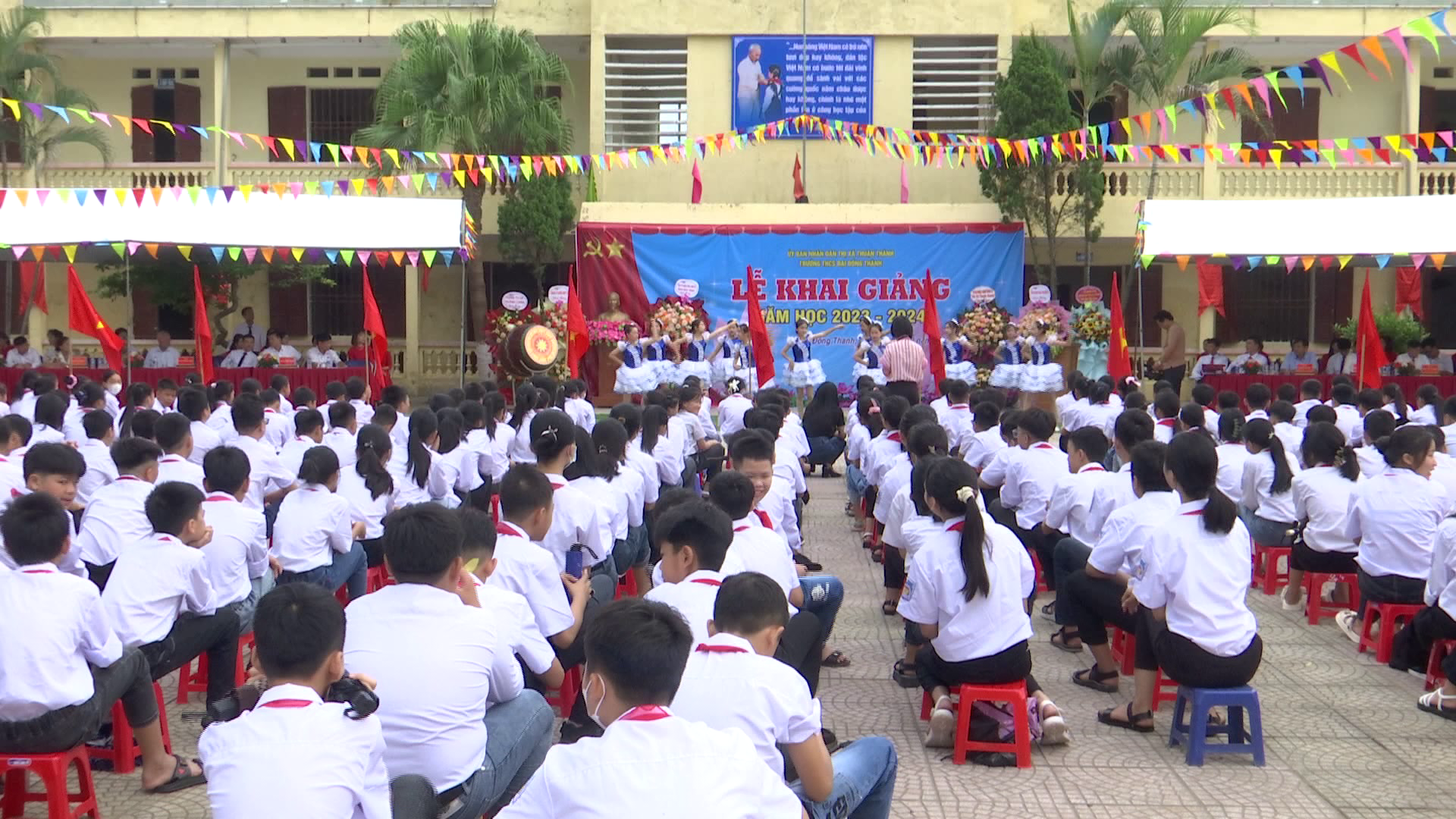 DC_NGO_TAN_PHUONG_DU_KHAI_GIANG(3)