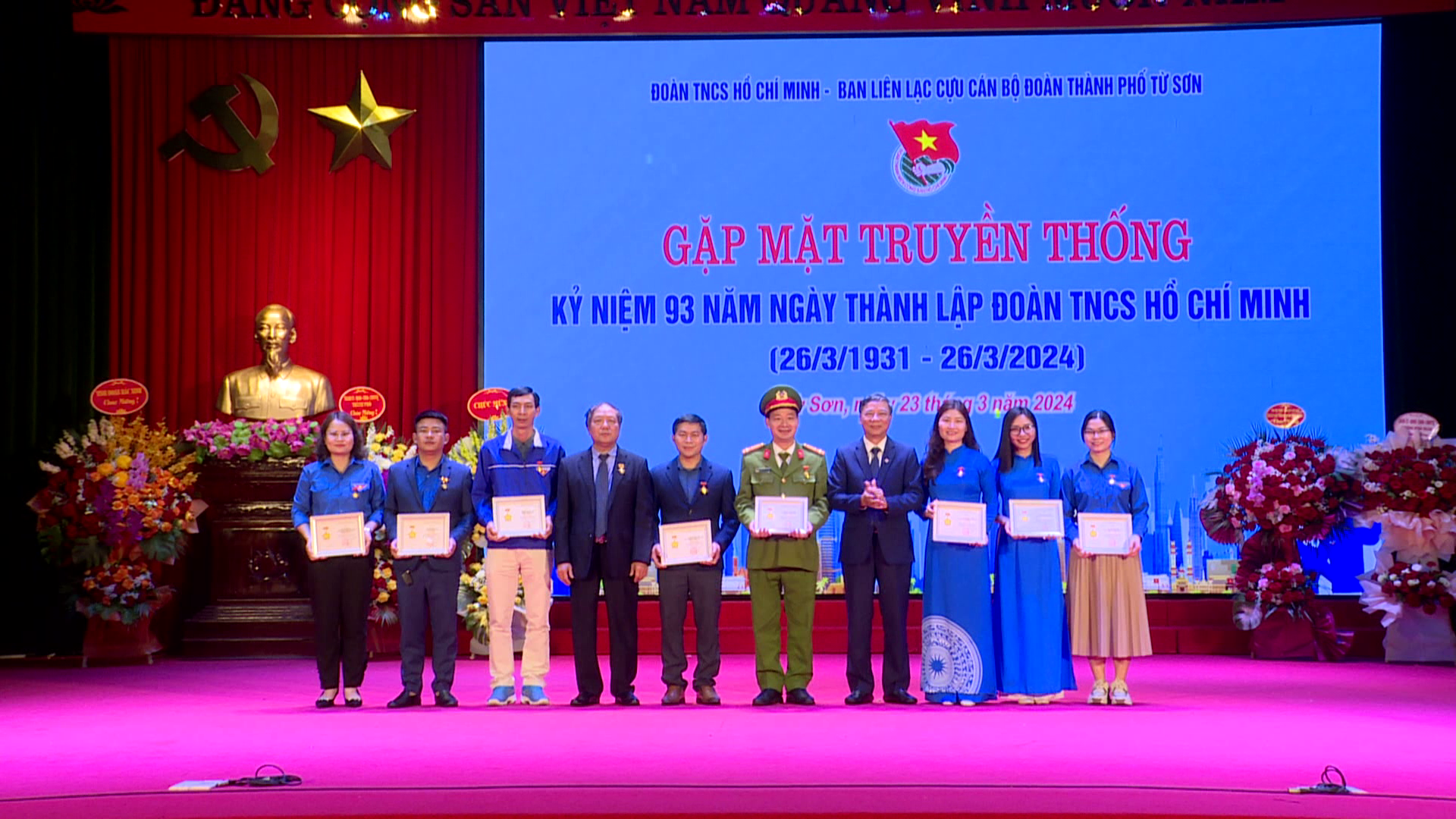 THANH_PHO_TU_SON_GAP_MAT_TRUYEN_THONG_KY_NIEM_93_NAM_THANH_LAP_DOAN(8)