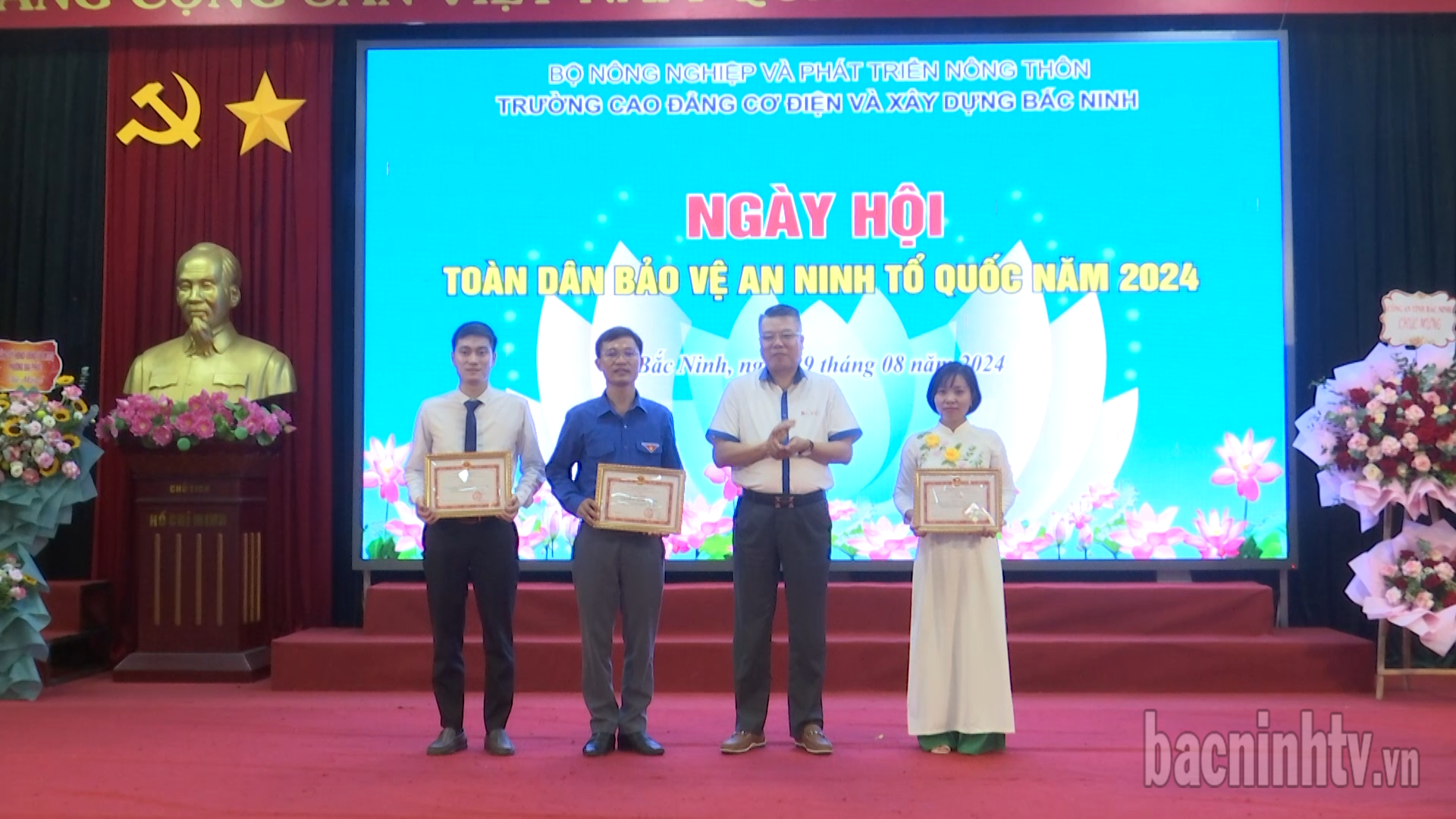 khen_ngay_hoi_ok