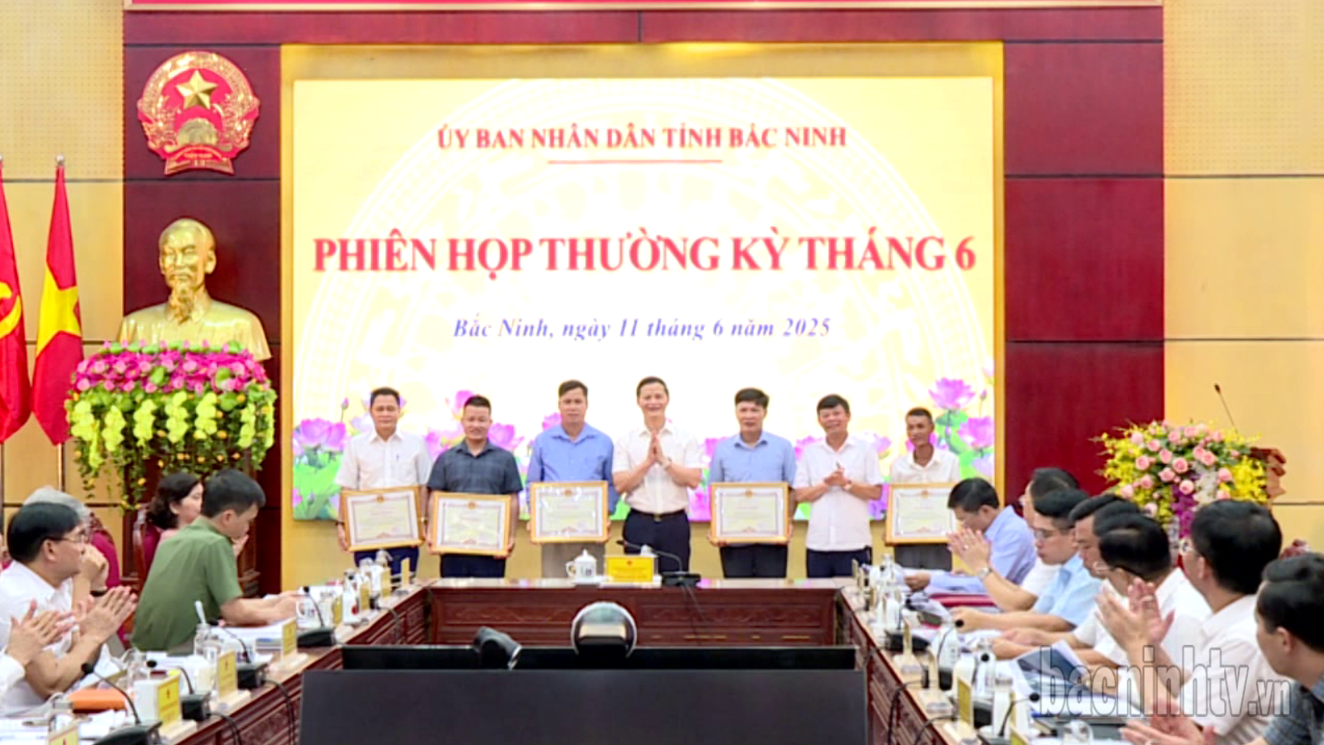 khen_thuong_ky