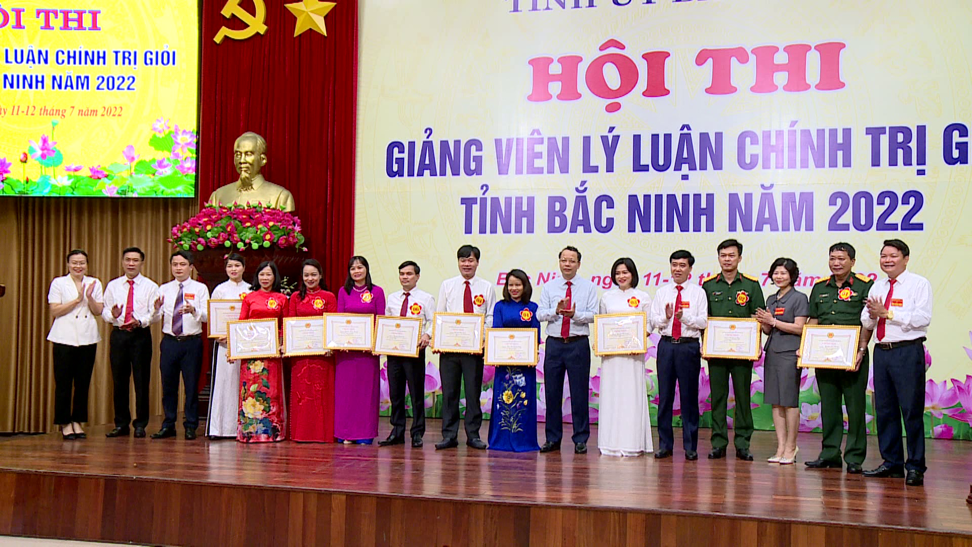 Hoi_thi_Gv_ly_luan_chinh_tri_gioi_tinh_Bn_nam_2022(2)