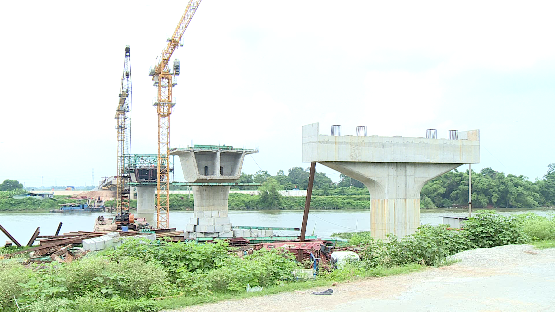 Bi_thu_tinh_uy_kt_mot_so_du_an_giao_thong_trong_diem(2).png
