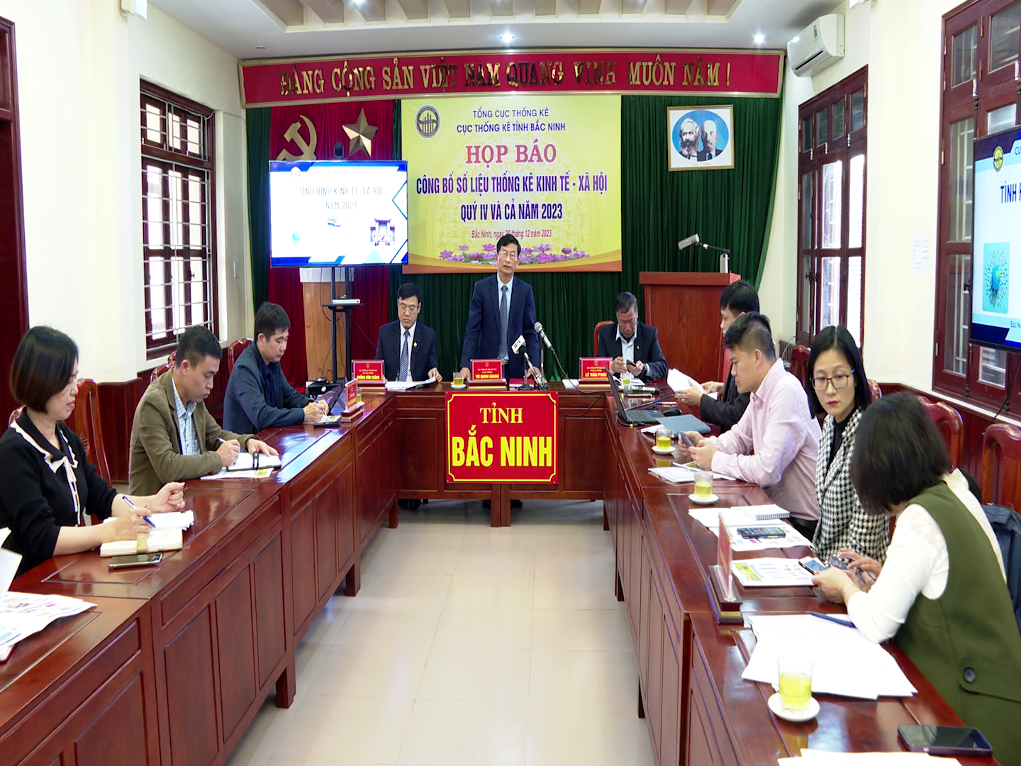 cong_bo_so_lieu_thong_ke_cua_tinh_nam_2023(1)