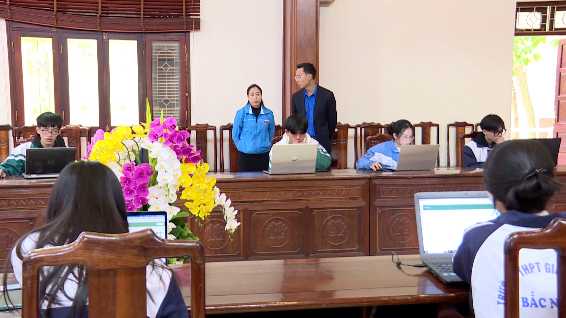 CUOC_THI_TRUC_TUYEN_TU_HAO_VIET_NAM_2023(2).png