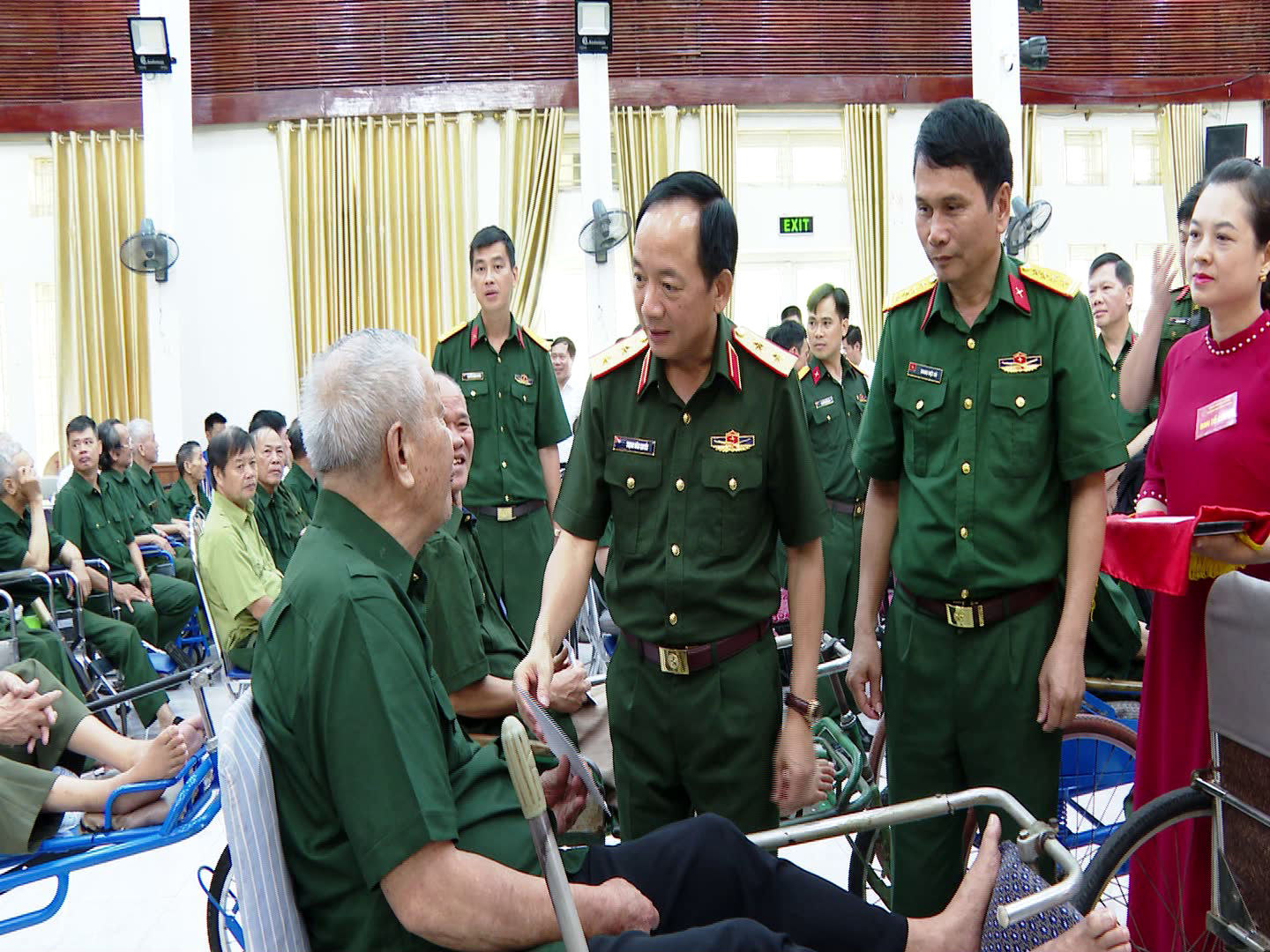 quan_uy_trung_uong_bo_quoc_phong(3)