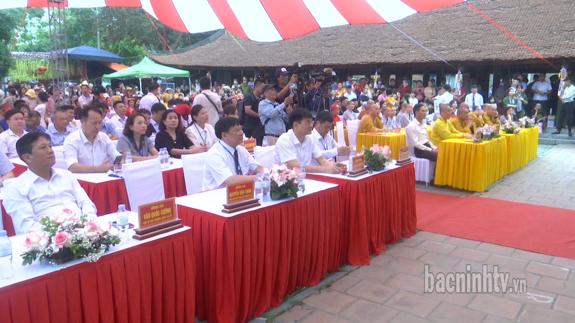 khai_hoi_dau