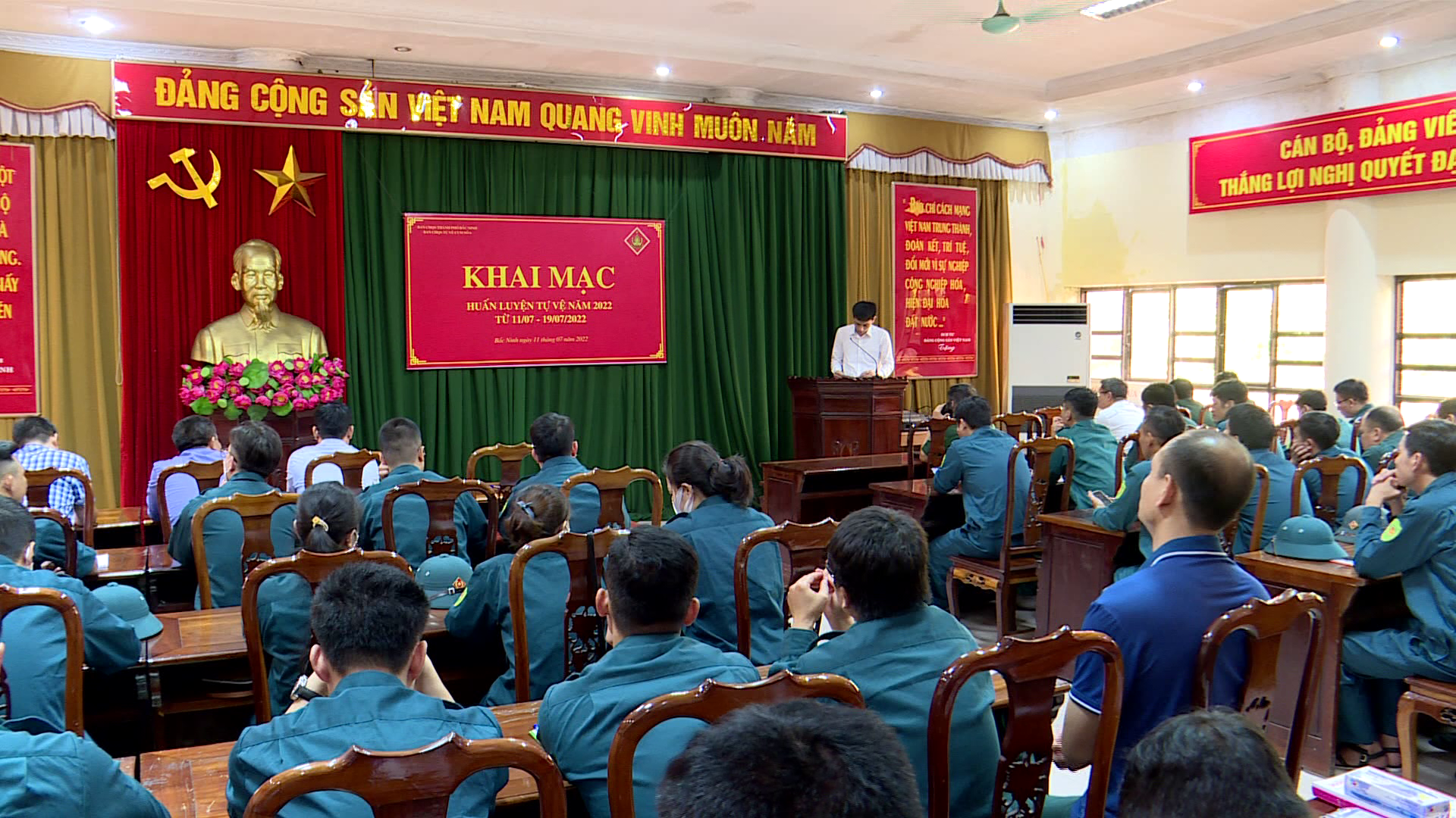 khai_mac_huan_luyen_tu_ve_cum_6(1)