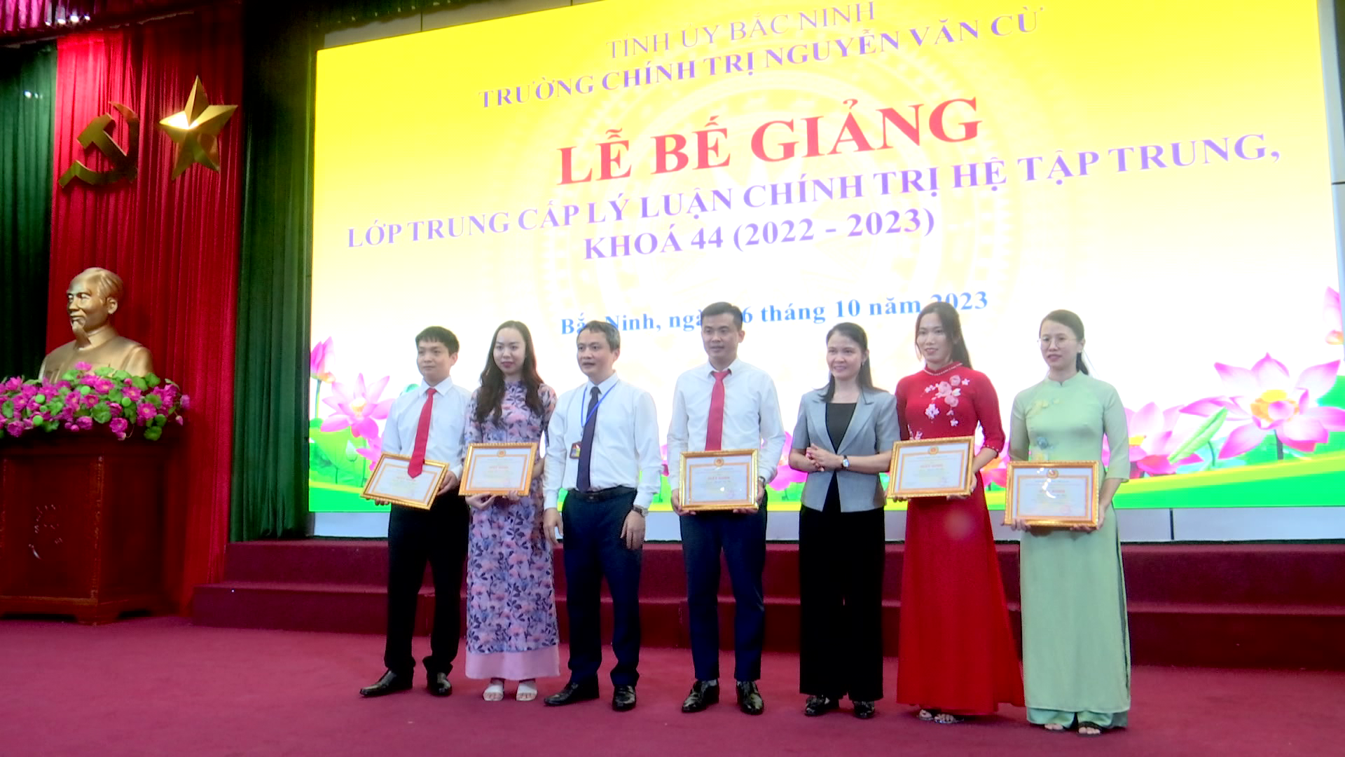 TRUONG_DANG(1)