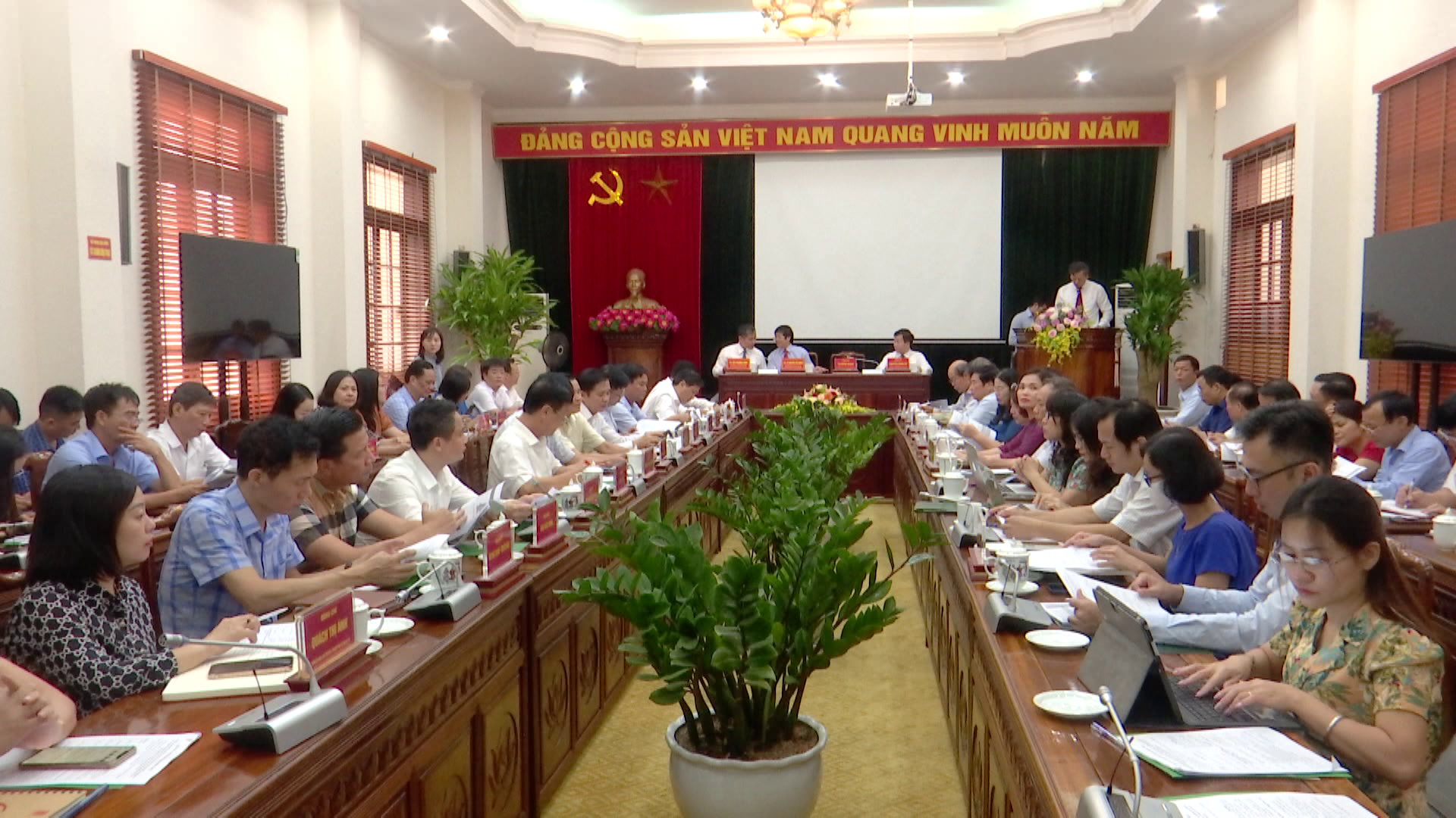 hoi_thao_thanh_pho_bn(1).png