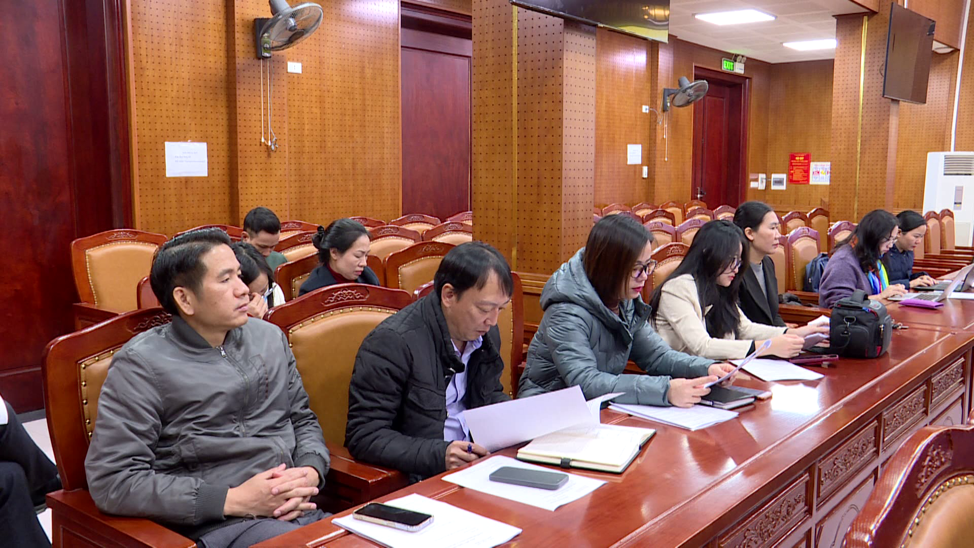 Giao_ban_cong_tac_tu_tuong_bao_chi_thang_12(4).png