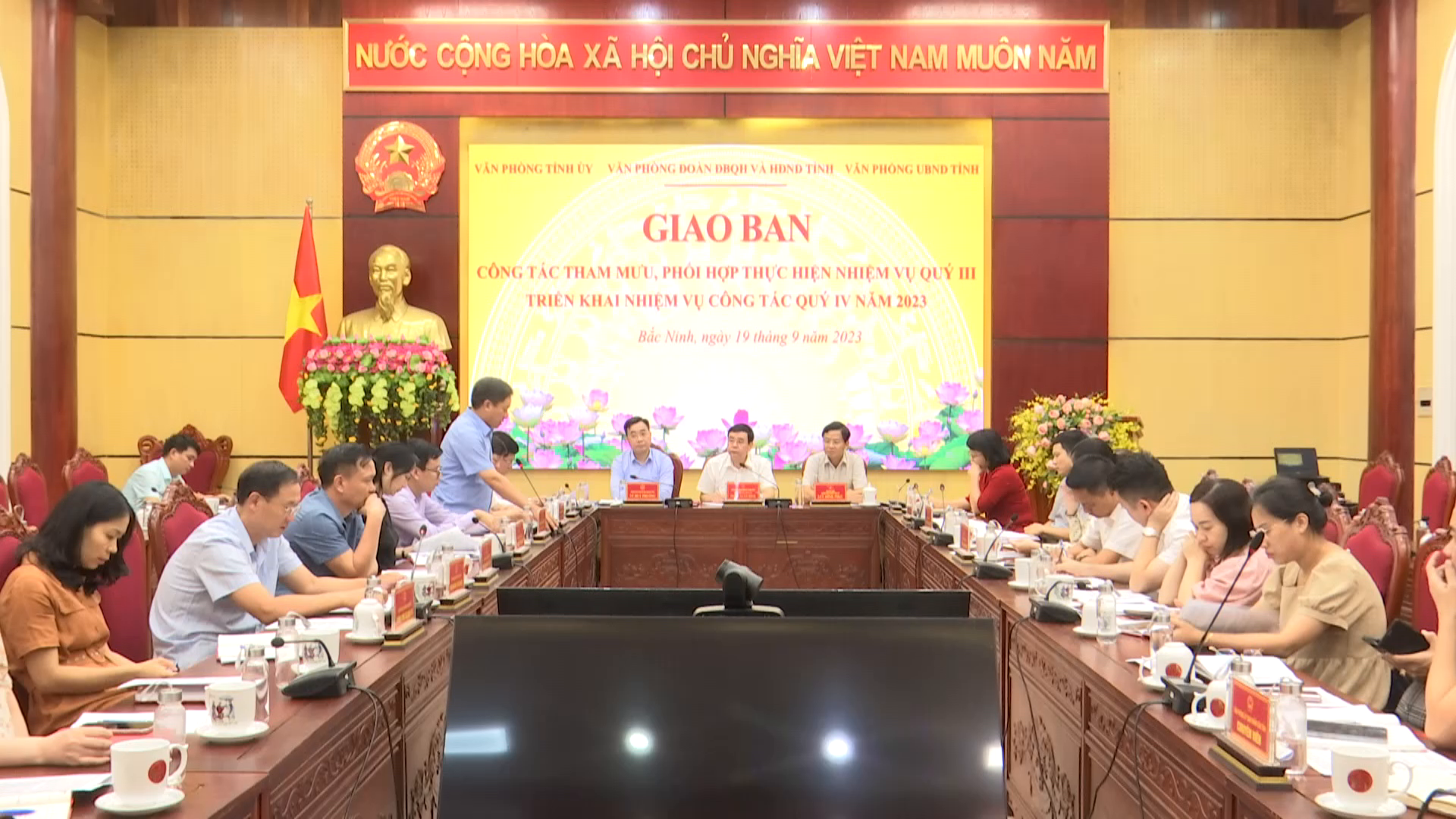 giao_ban_cong_tac_tham_muu(1)