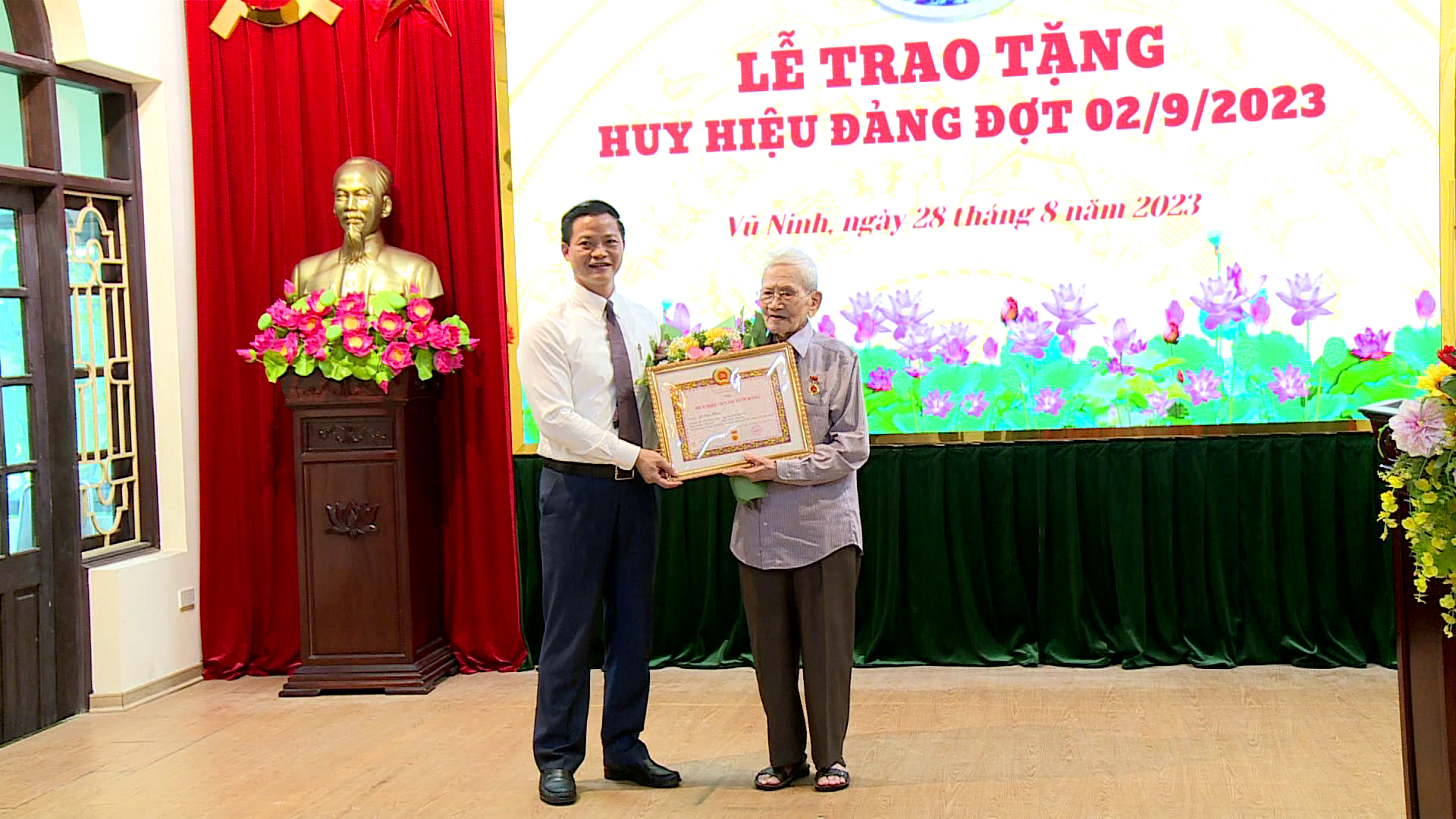 PCT_tuan_trao_hhd_tai_ve_an_va_vu_ninh(3)