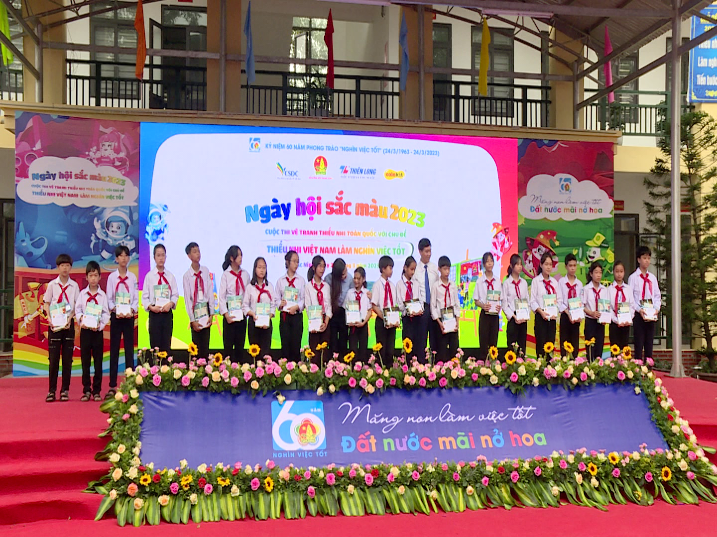 Khoi_dong_ngay_hoi_Sac_mau_2023(3)