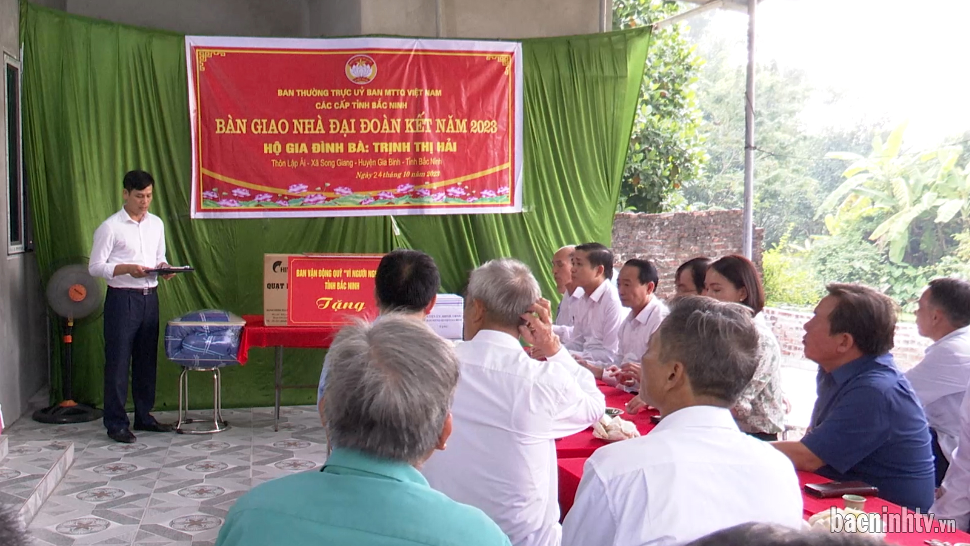 trao_nha_DDK_gia_binh