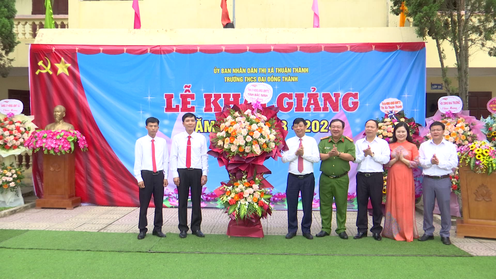 DC_NGO_TAN_PHUONG_DU_KHAI_GIANG(2)_(2)