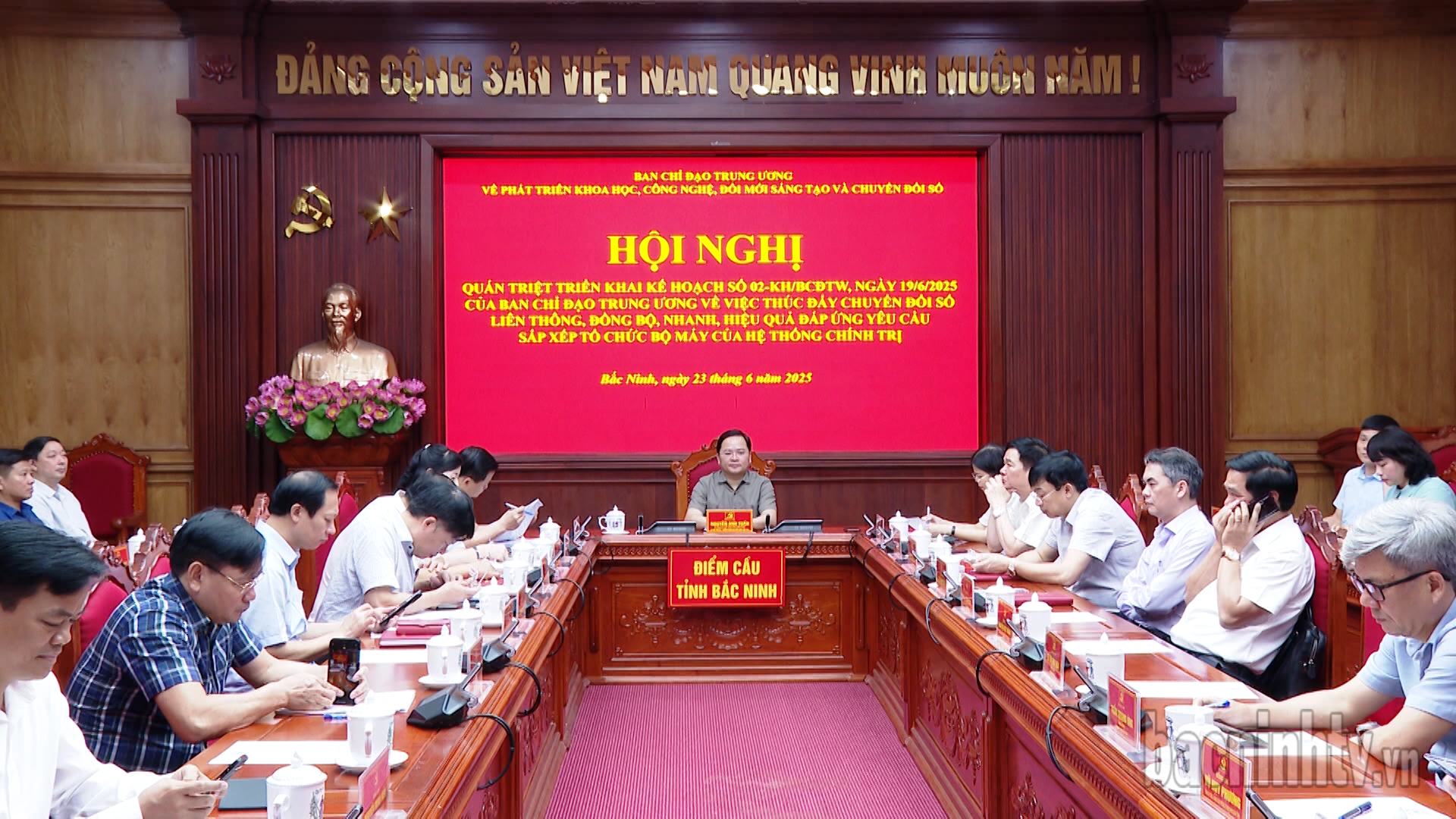 toan_hn_cap_bach_tai_BN